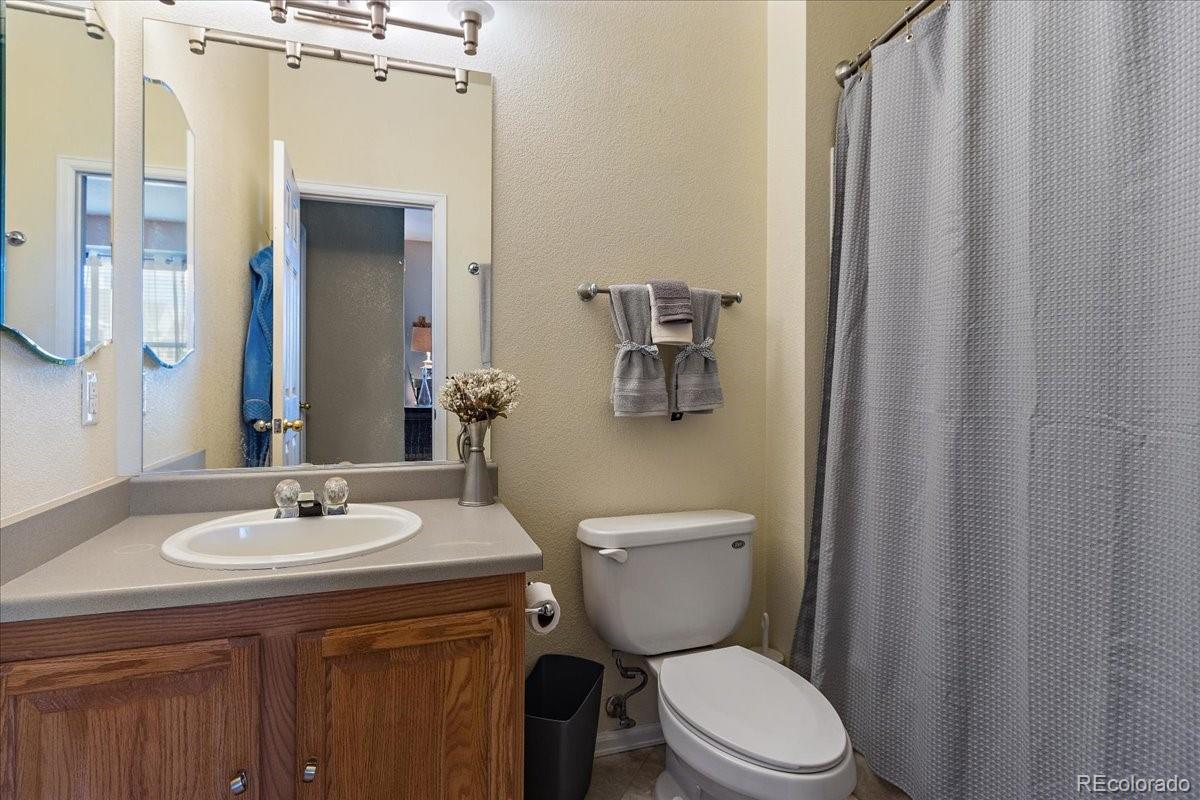 MLS Image #14 for 18909 e warren circle,aurora, Colorado