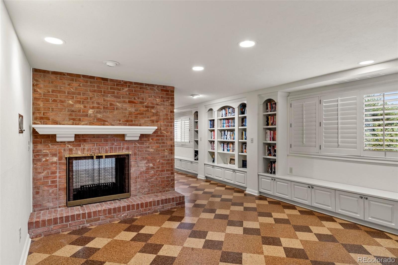 MLS Image #23 for 2912  country club drive,colorado springs, Colorado