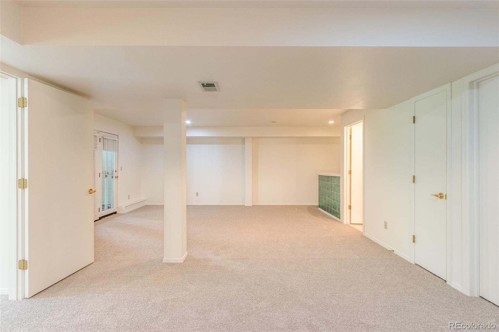 MLS Image #14 for 8505 e temple drive,denver, Colorado