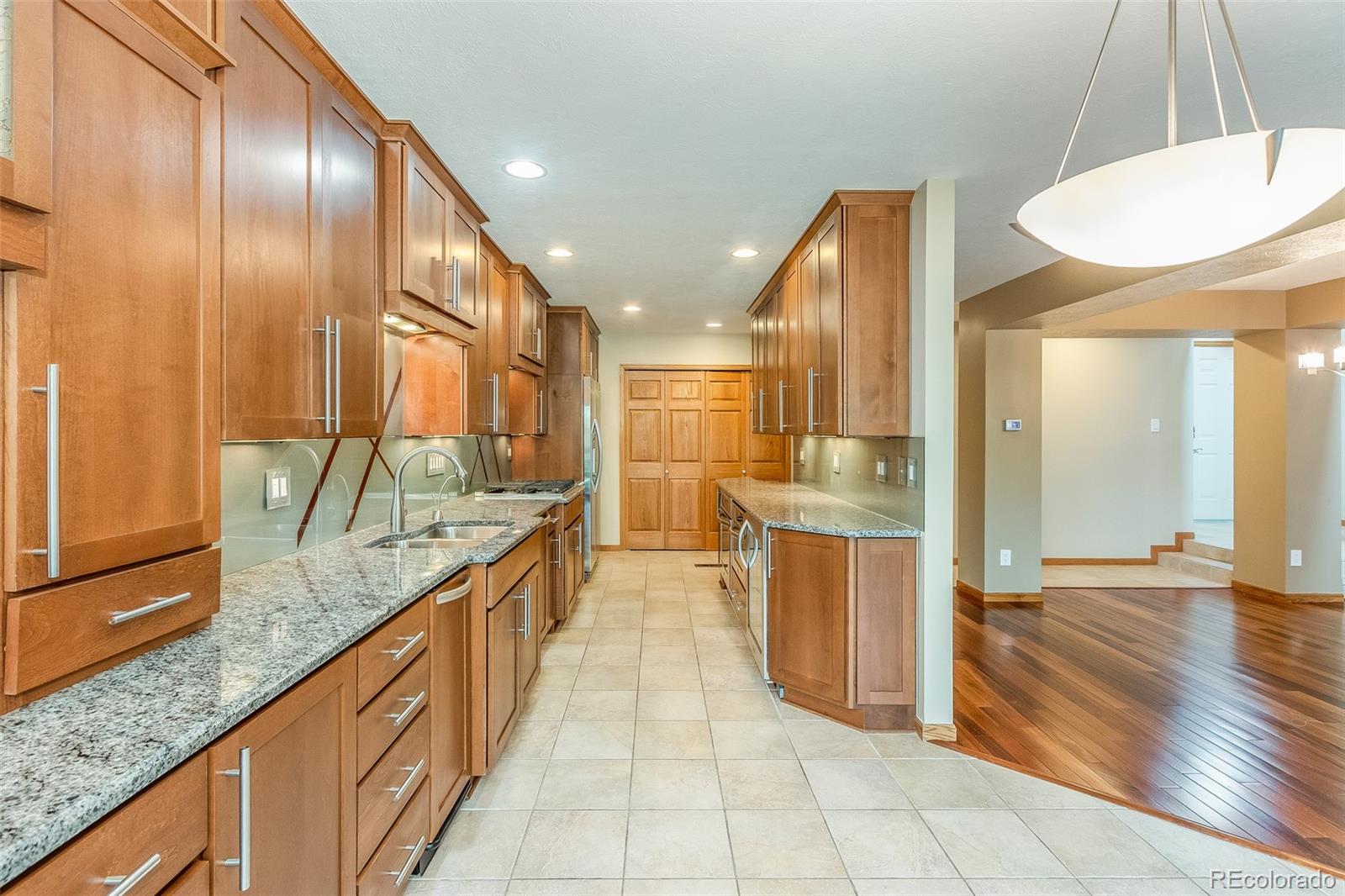 MLS Image #5 for 8505 e temple drive,denver, Colorado