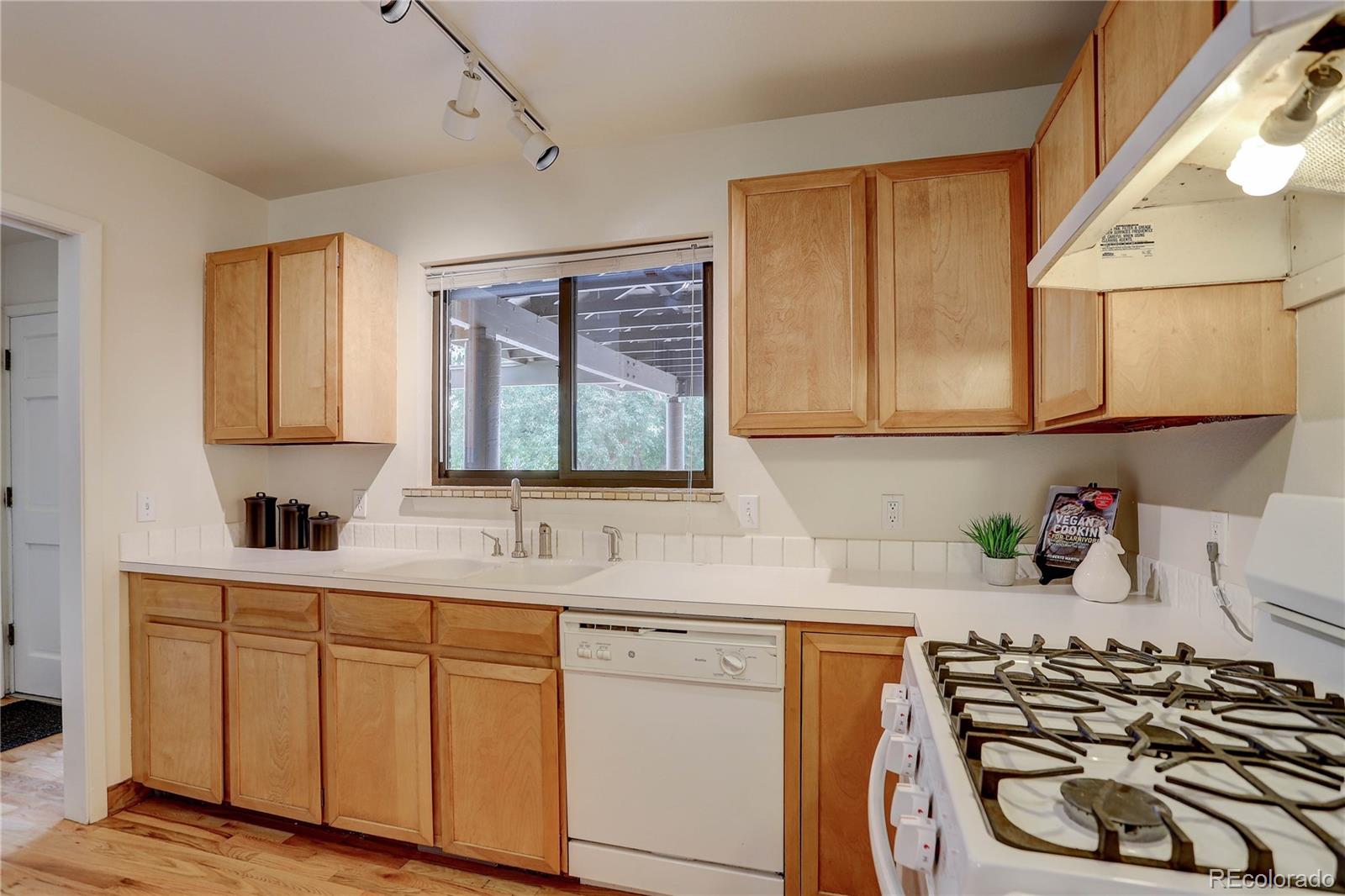 MLS Image #8 for 1401  bradley drive,boulder, Colorado