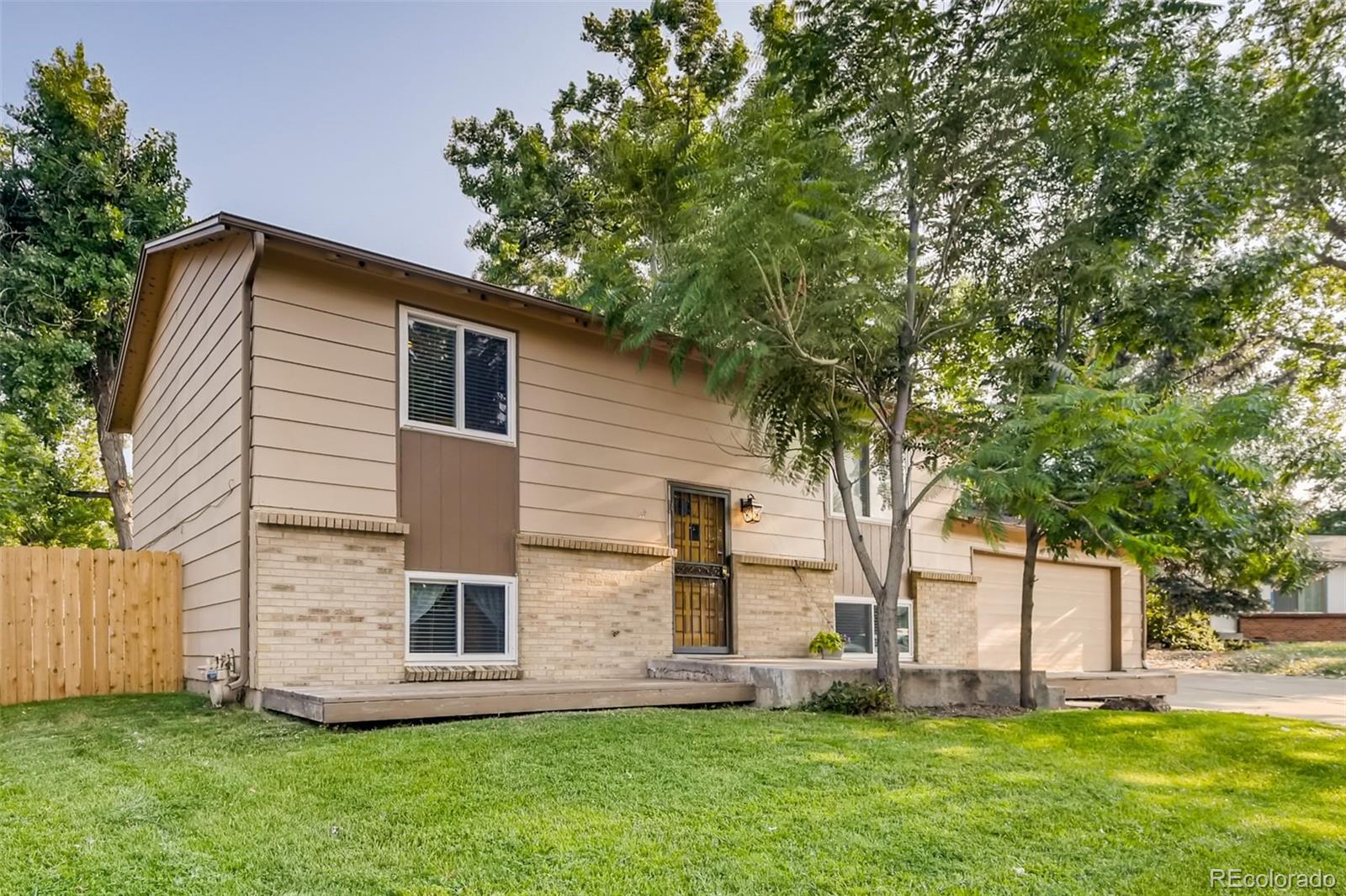 MLS Image #2 for 10954 w maryland avenue,lakewood, Colorado