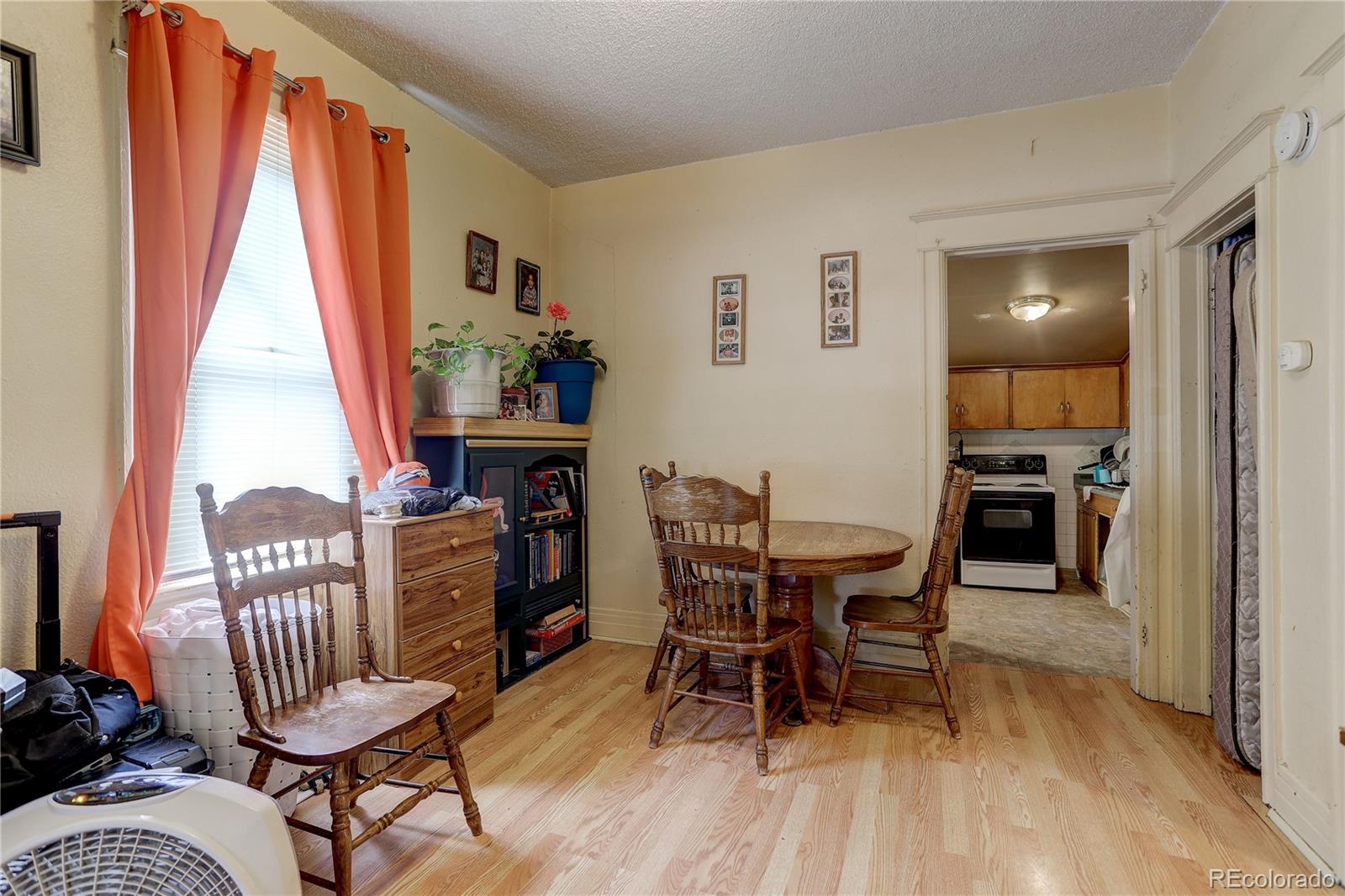 MLS Image #16 for 4759  logan street,denver, Colorado