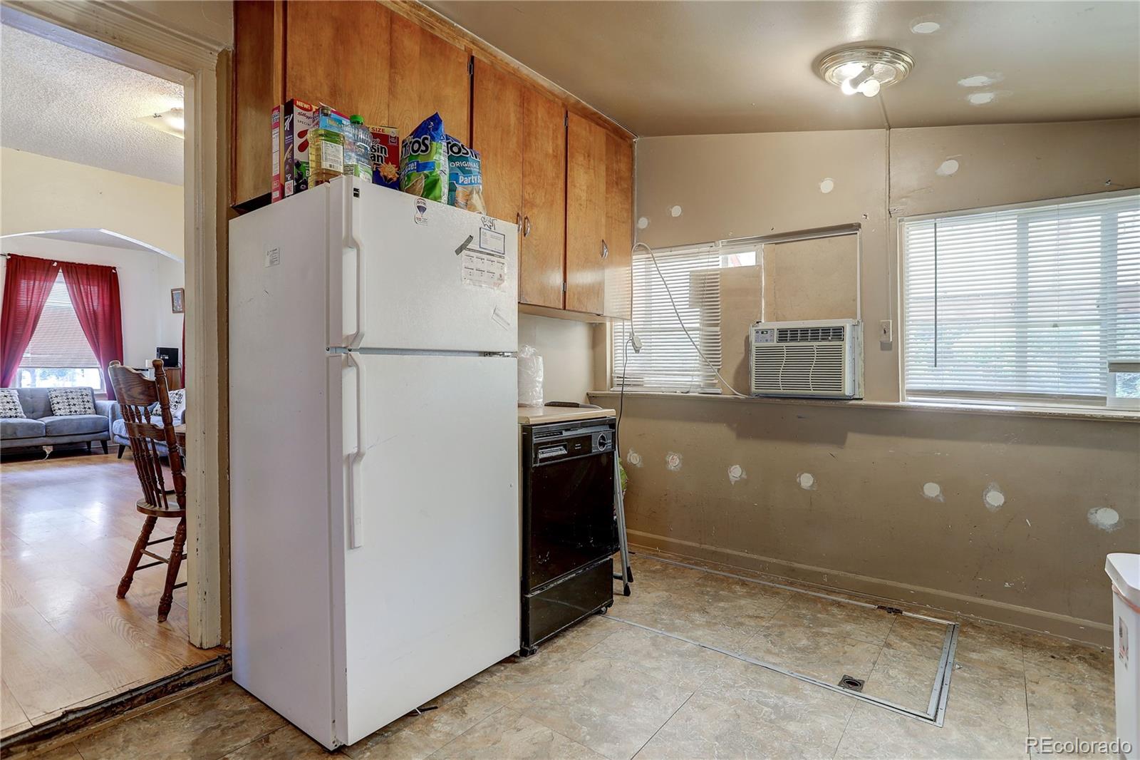 MLS Image #17 for 4759  logan street,denver, Colorado