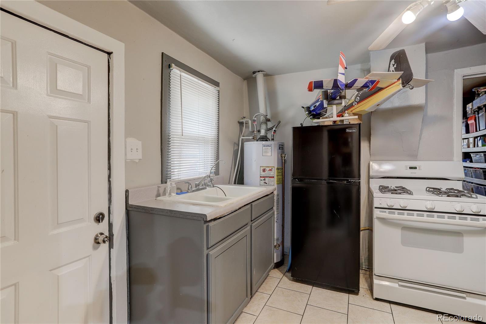 MLS Image #26 for 4759  logan street,denver, Colorado