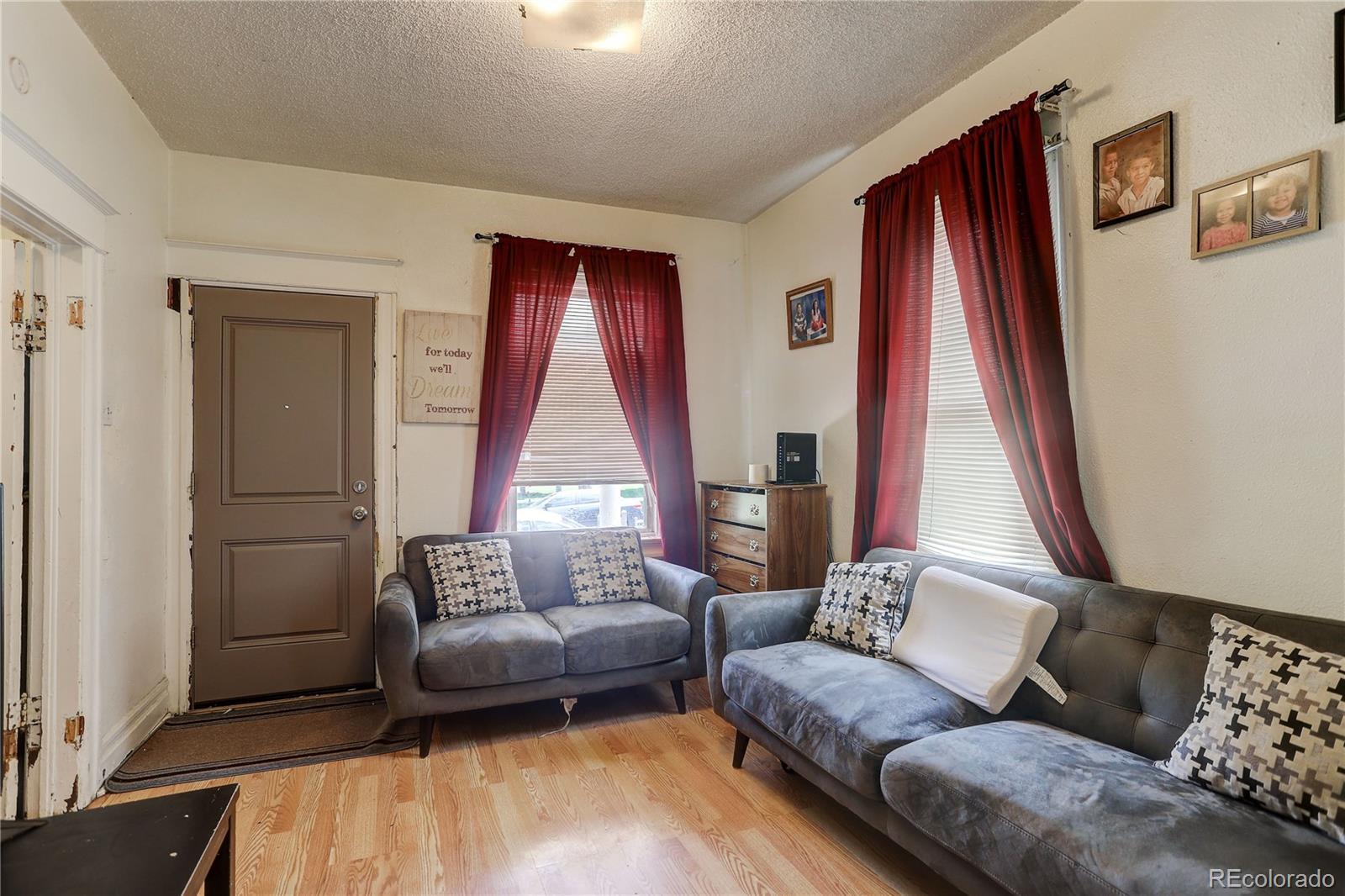 MLS Image #4 for 4759  logan street,denver, Colorado