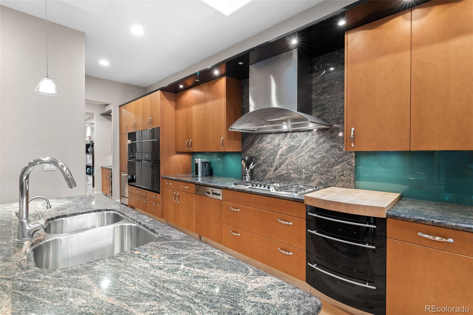 MLS Image #10 for 366  monroe street,denver, Colorado