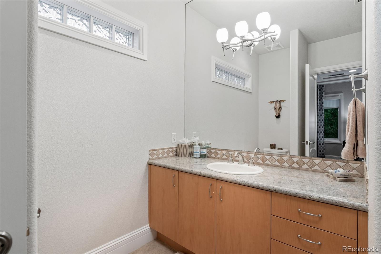 MLS Image #25 for 366  monroe street,denver, Colorado