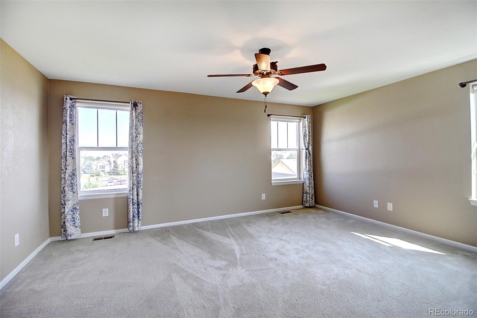 MLS Image #19 for 2127 s ceylon court,aurora, Colorado