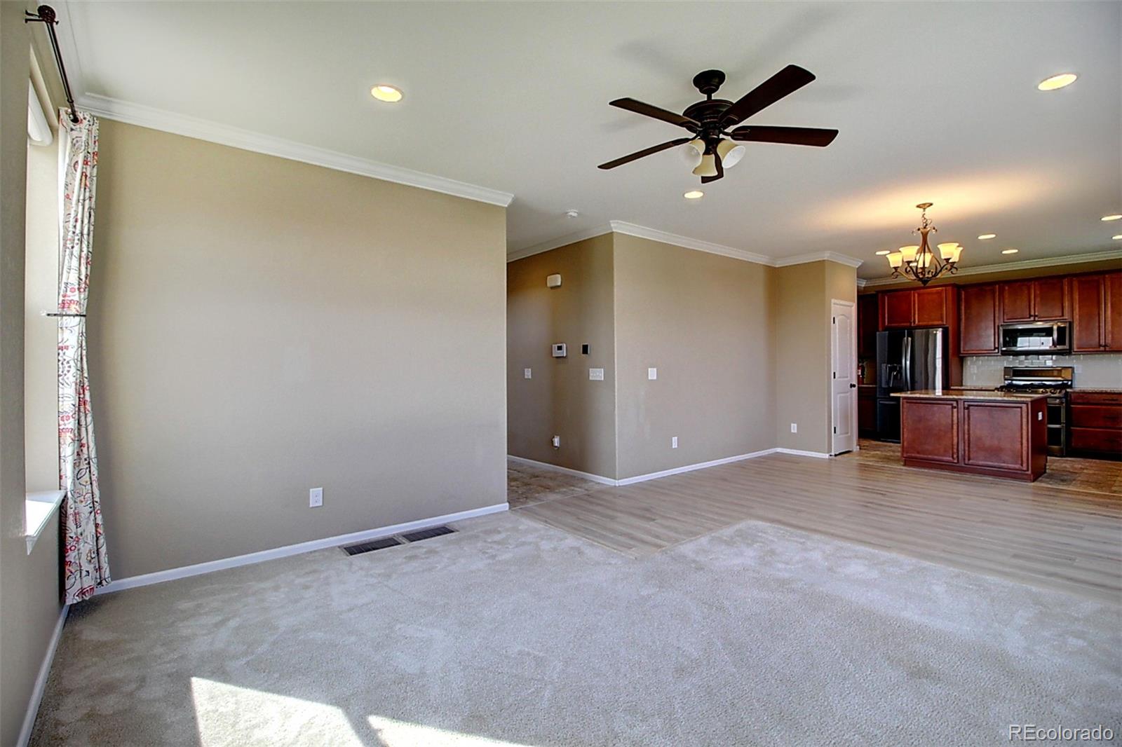 MLS Image #4 for 2127 s ceylon court,aurora, Colorado