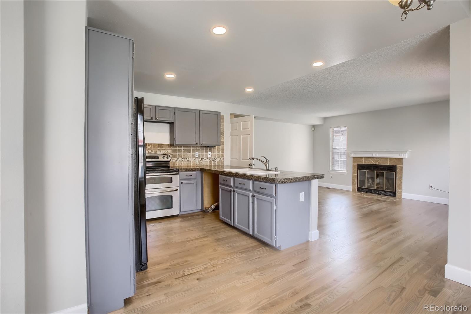 MLS Image #14 for 4599  espana way,denver, Colorado