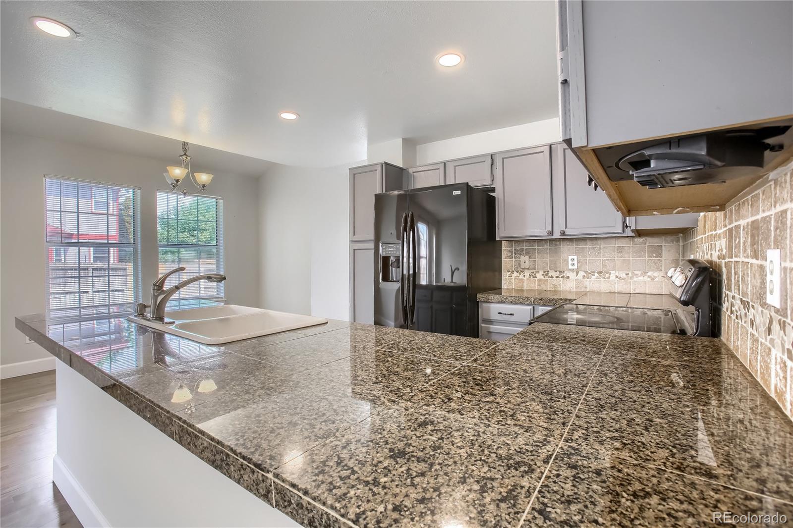 MLS Image #20 for 4599  espana way,denver, Colorado