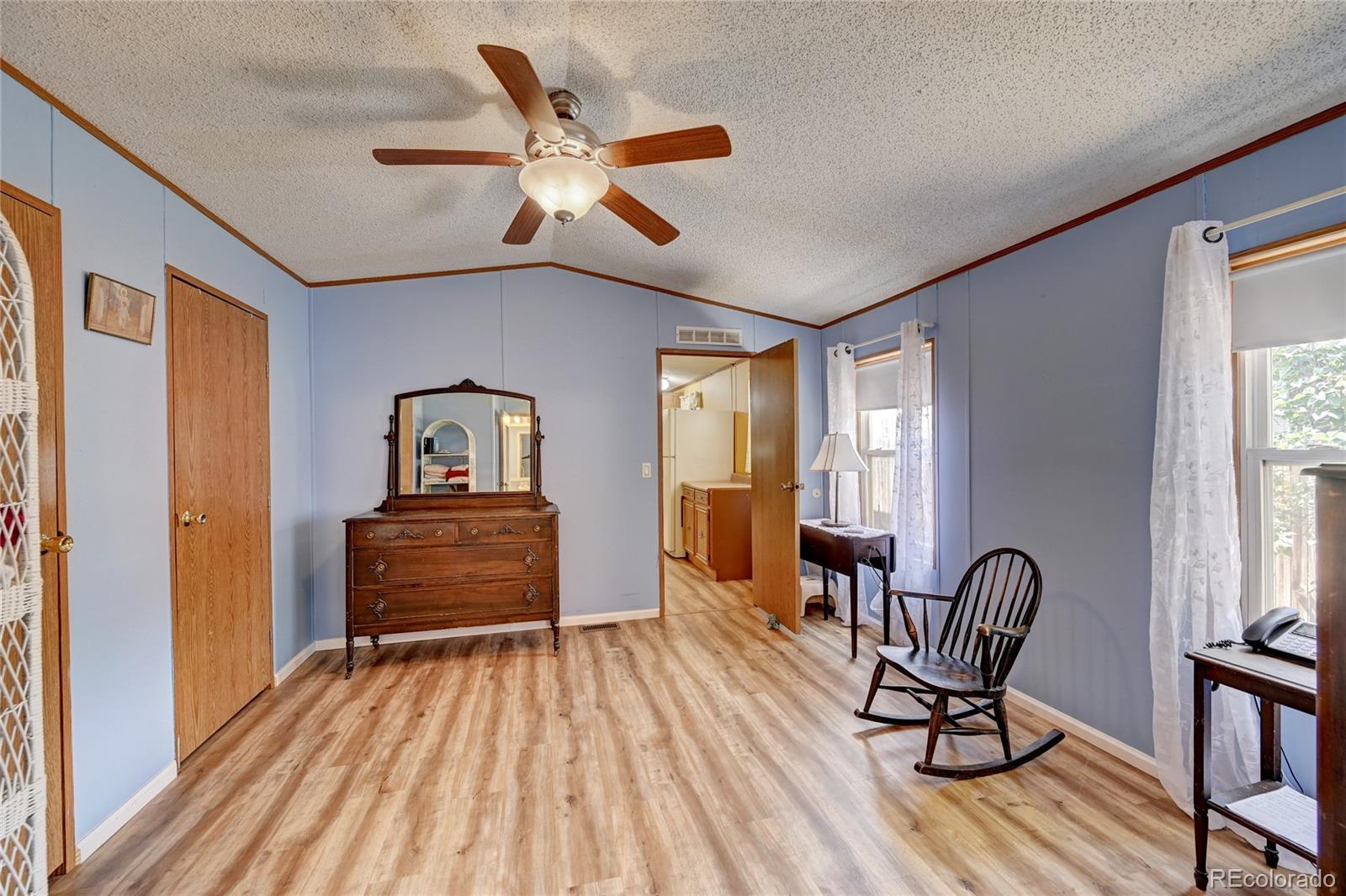 MLS Image #14 for 8420  adams way,denver, Colorado