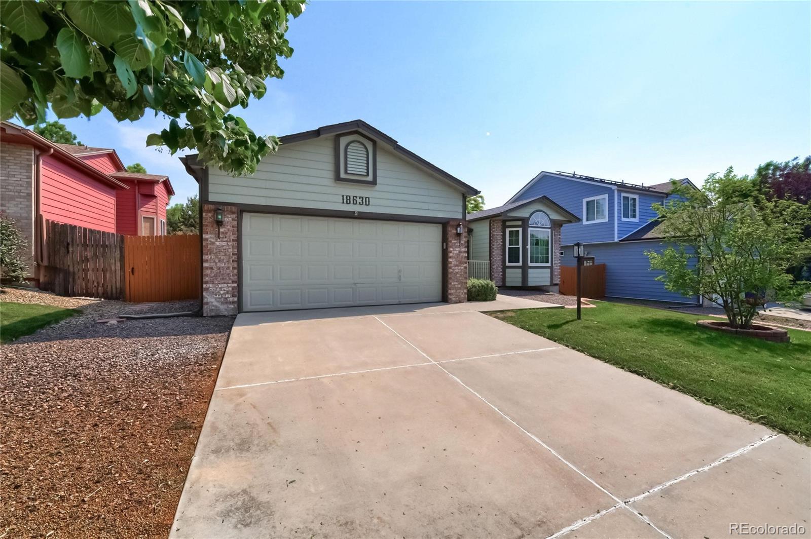 MLS Image #2 for 18630 e hamilton drive,aurora, Colorado