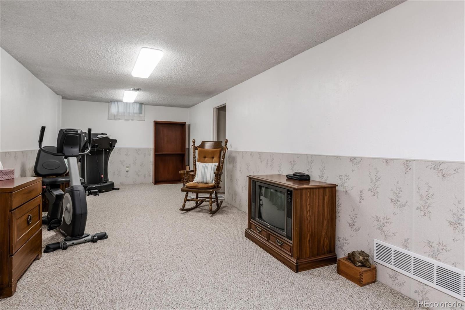 MLS Image #17 for 6602  independence street,arvada, Colorado