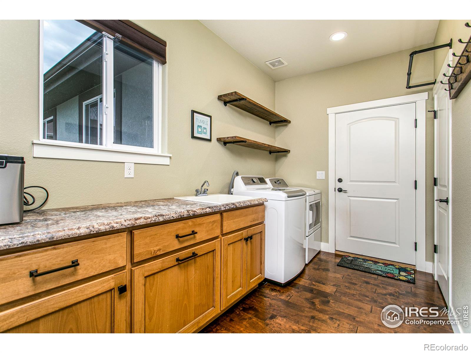 MLS Image #17 for 425  horizon circle,greeley, Colorado