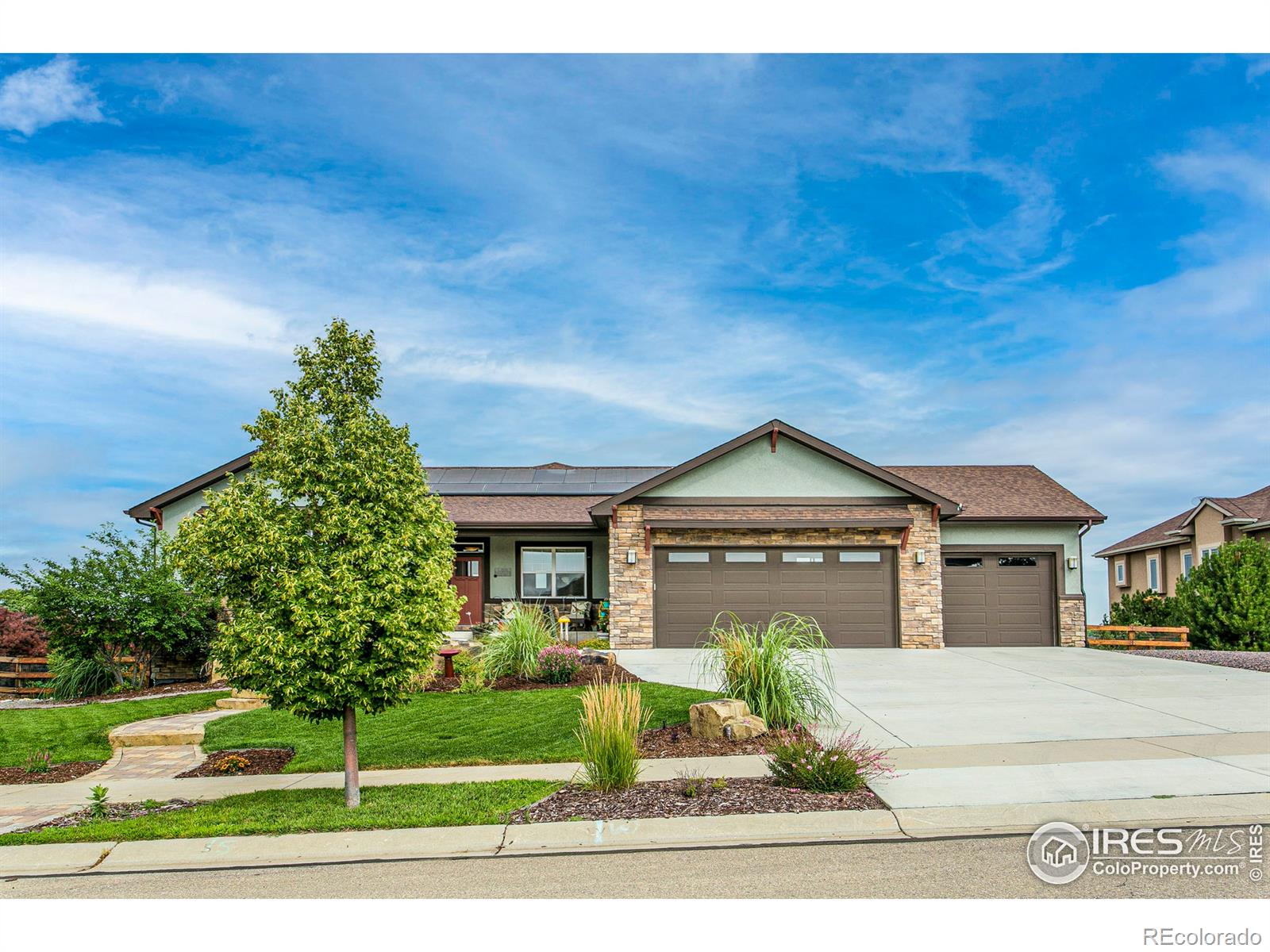 MLS Image #3 for 425  horizon circle,greeley, Colorado