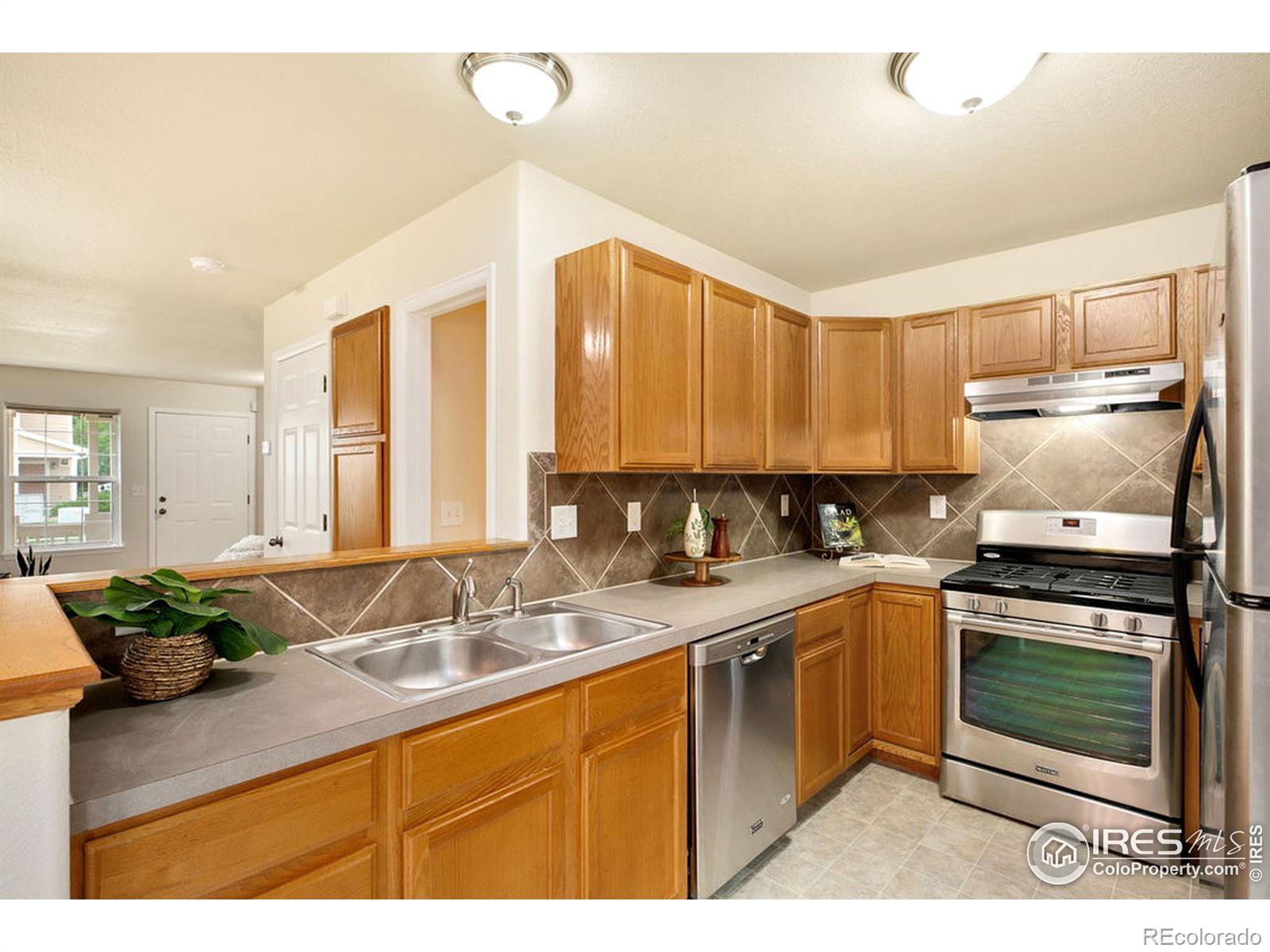 MLS Image #9 for 827  apex drive,fort collins, Colorado