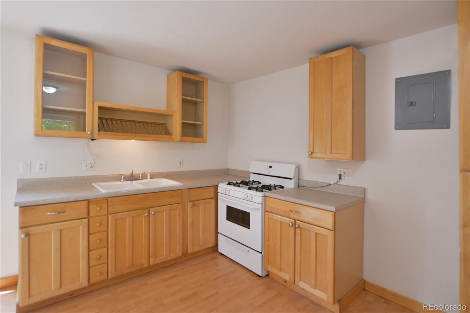 MLS Image #9 for 538 w 1st street,loveland, Colorado