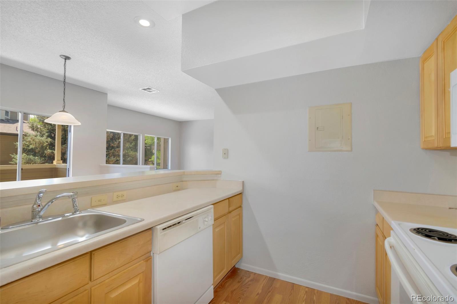 MLS Image #1 for 6001 s yosemite street e205,greenwood village, Colorado