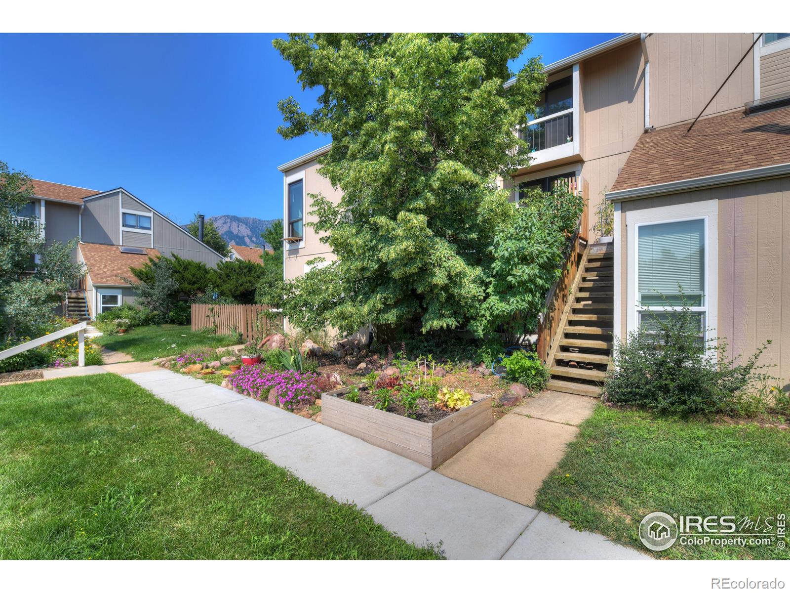 MLS Image #2 for 3135  redstone lane,boulder, Colorado