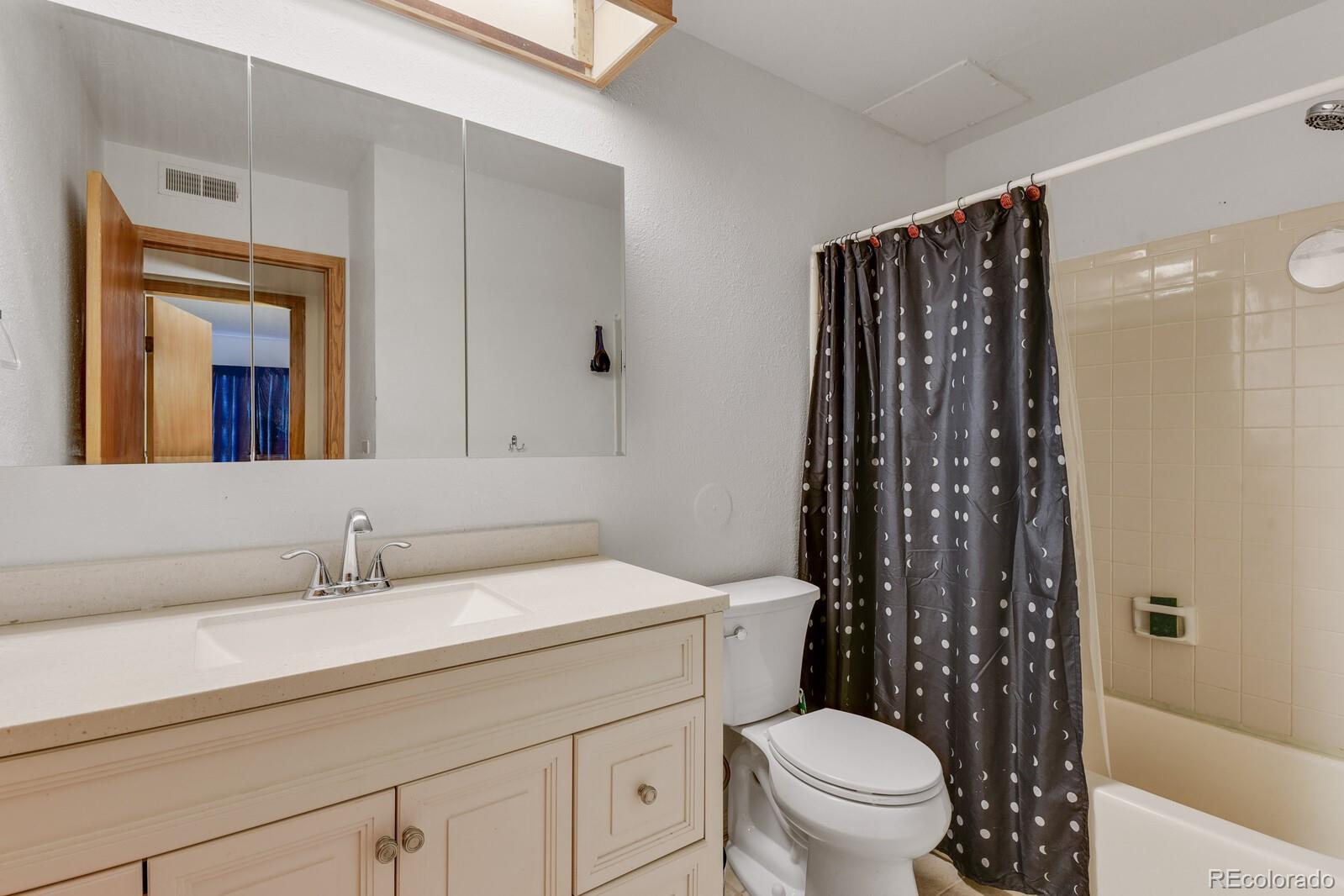 MLS Image #10 for 15128 e louisiana drive,aurora, Colorado