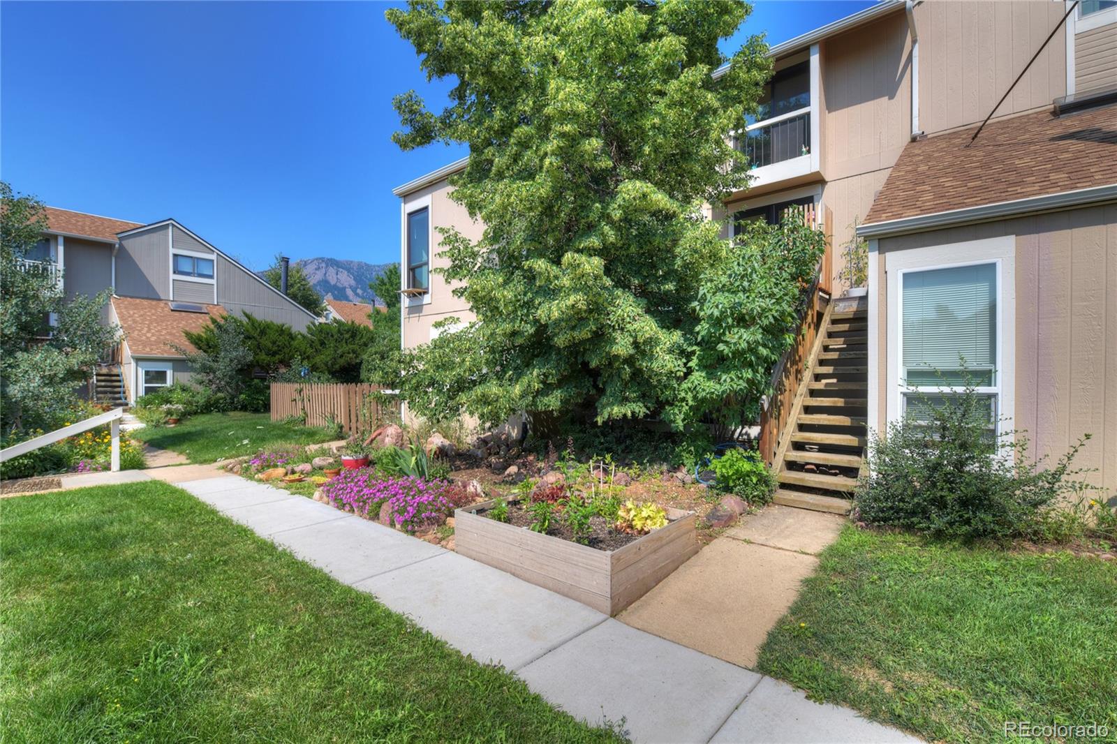 MLS Image #2 for 3135  redstone lane,boulder, Colorado