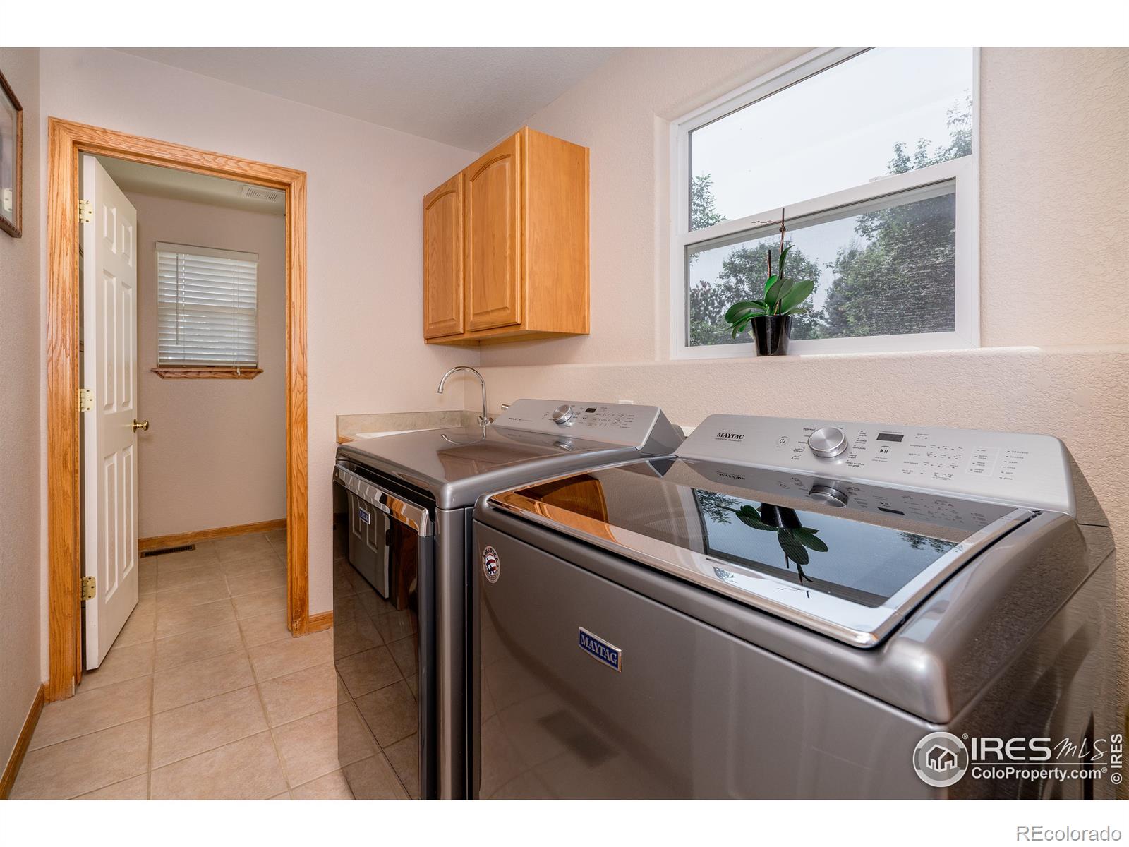 MLS Image #25 for 1951  mainsail drive,fort collins, Colorado