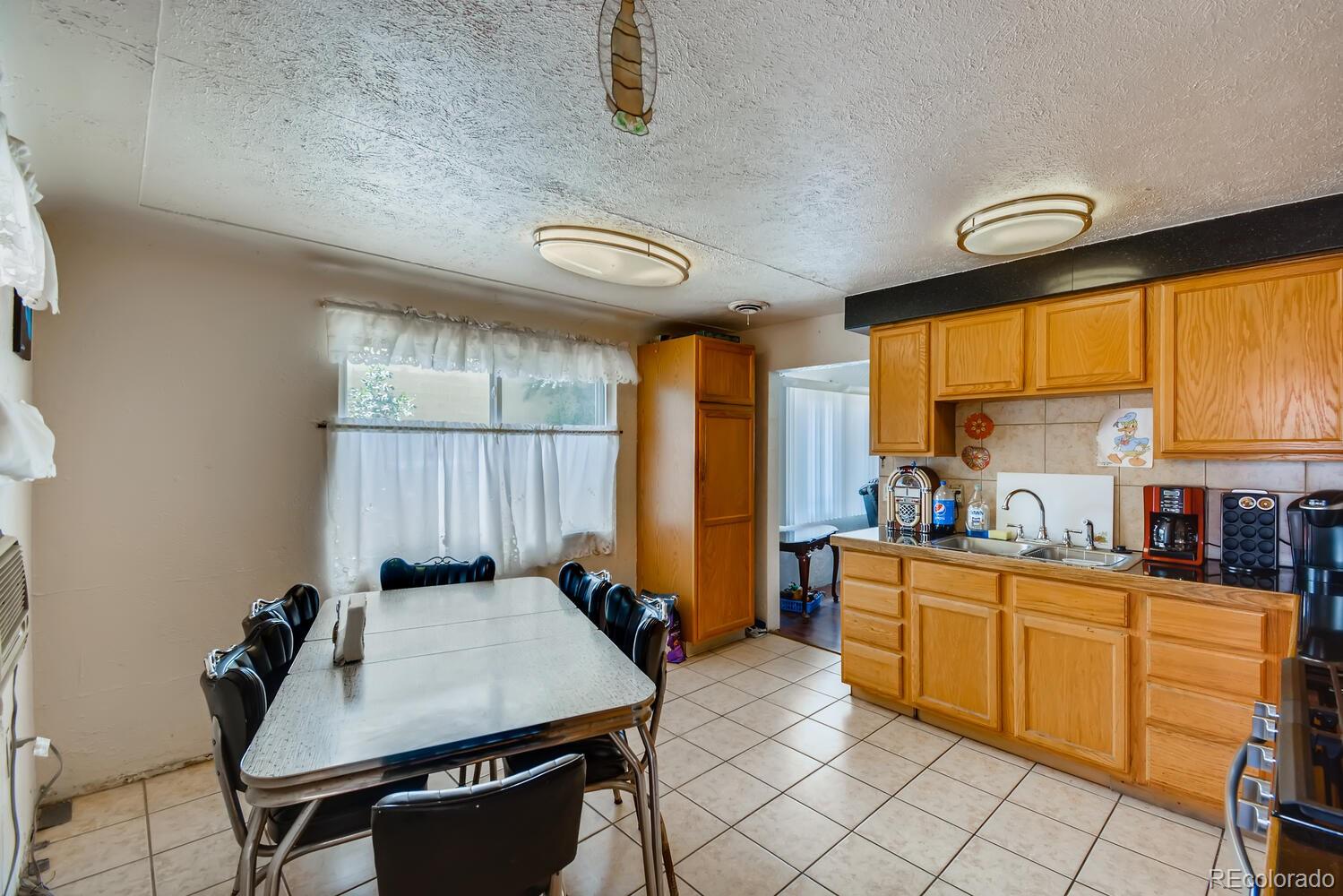 MLS Image #10 for 3084 s federal boulevard,denver, Colorado