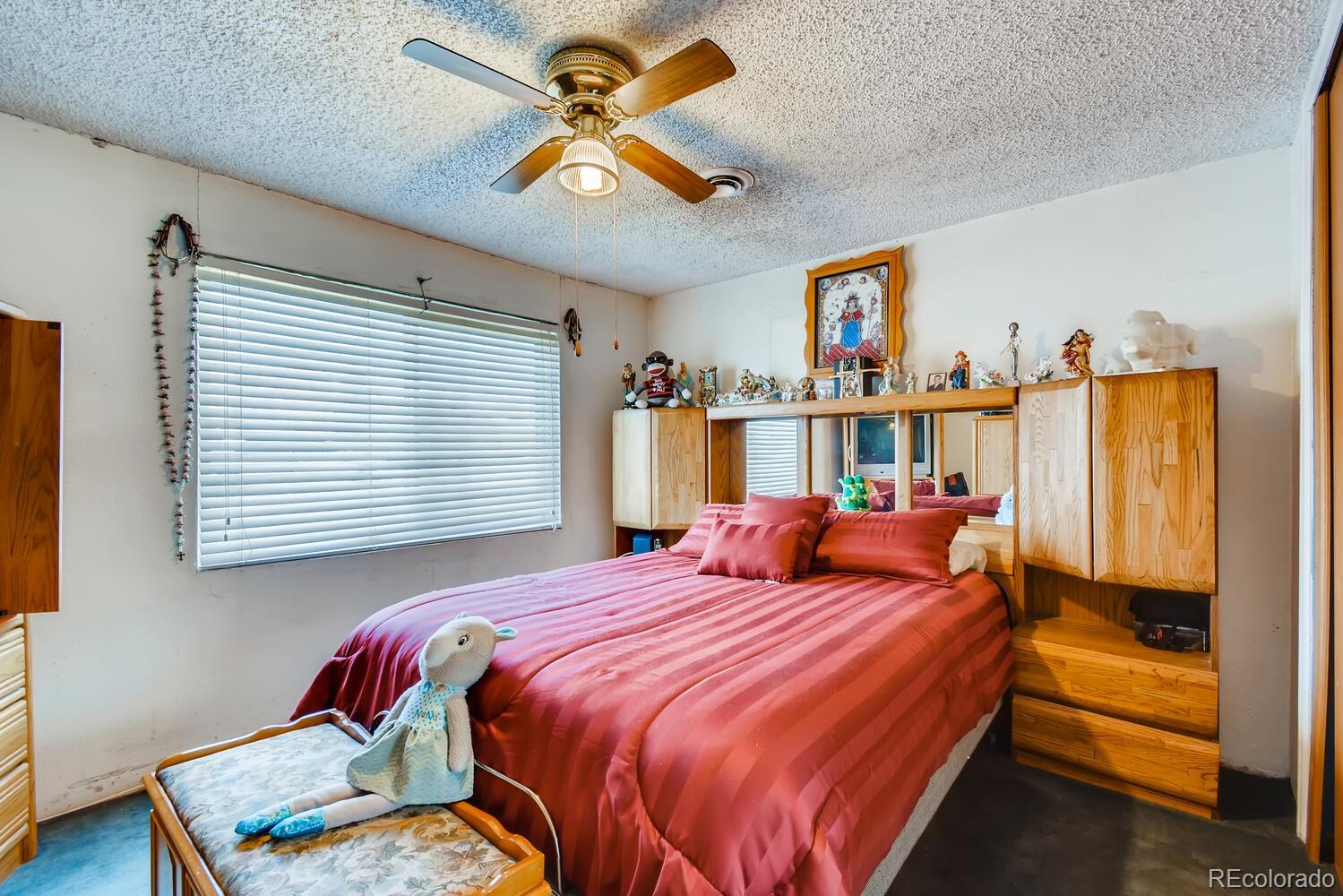 MLS Image #11 for 3084 s federal boulevard,denver, Colorado