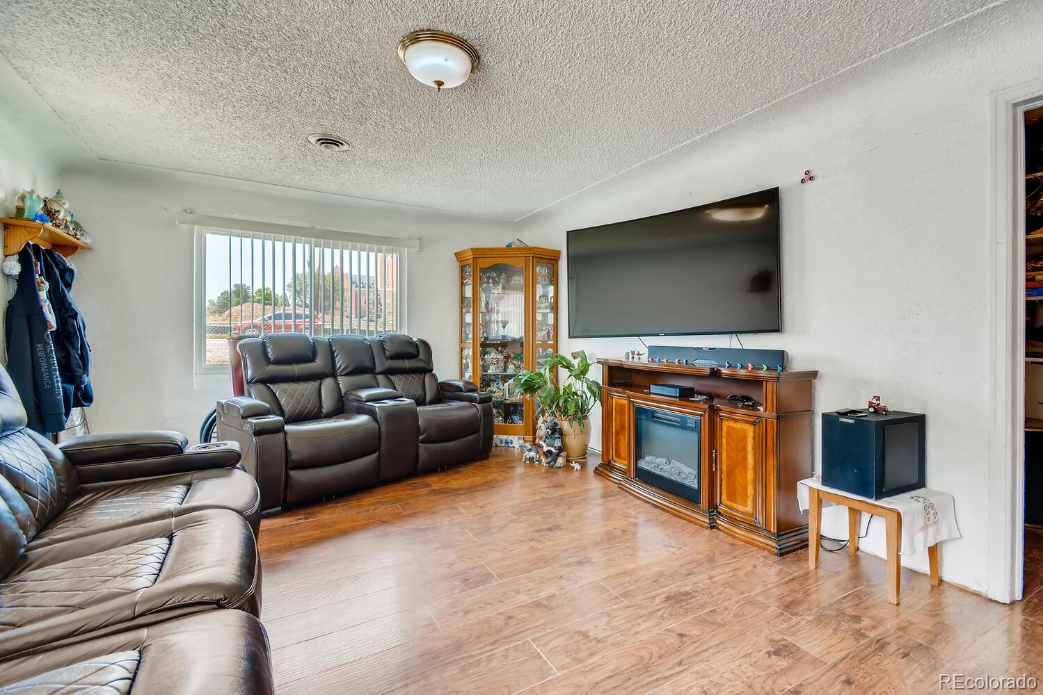 MLS Image #5 for 3084 s federal boulevard,denver, Colorado
