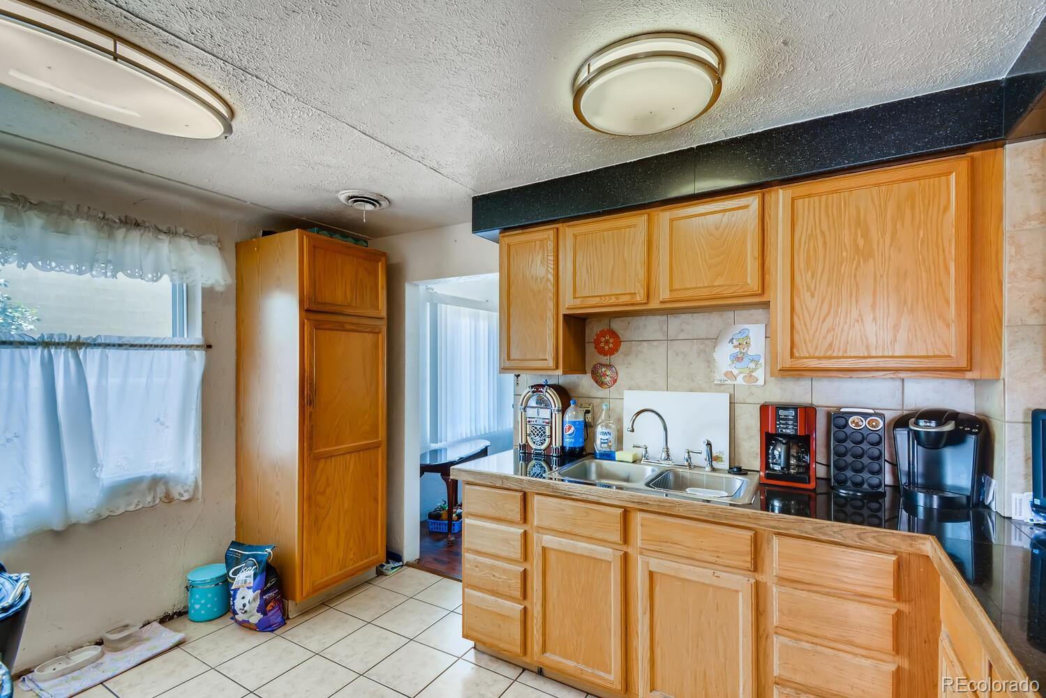 MLS Image #8 for 3084 s federal boulevard,denver, Colorado