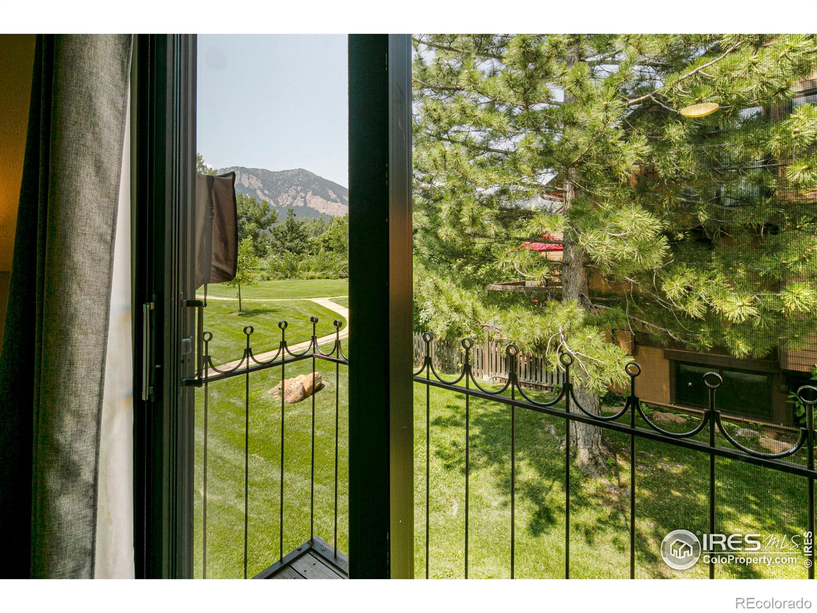 MLS Image #14 for 3562  smuggler way,boulder, Colorado