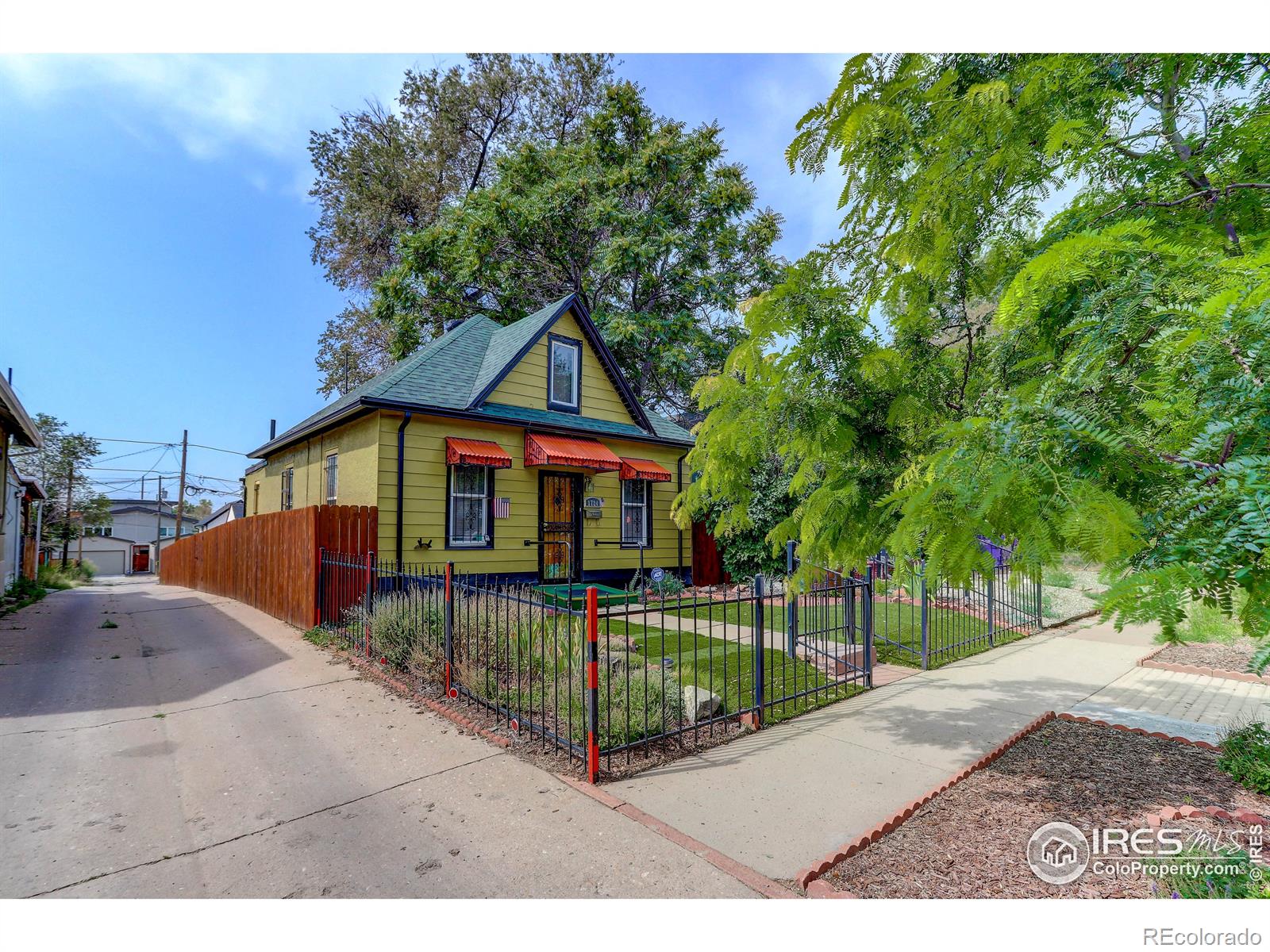 MLS Image #2 for 1724 w 40th avenue,denver, Colorado