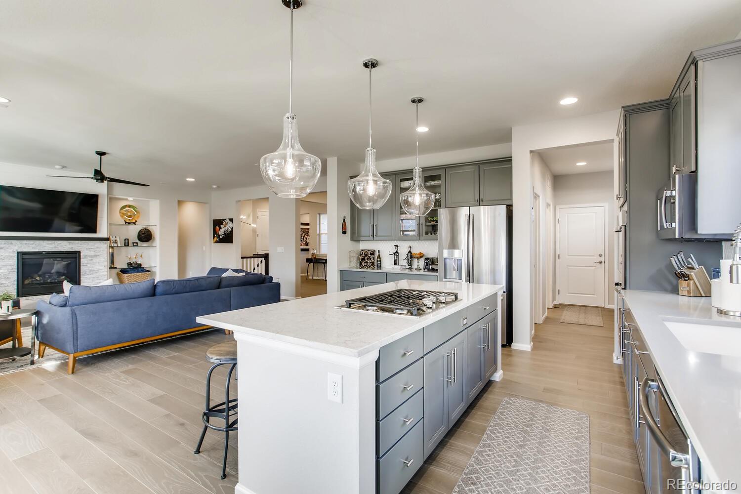 MLS Image #2 for 6862 w asbury place,lakewood, Colorado