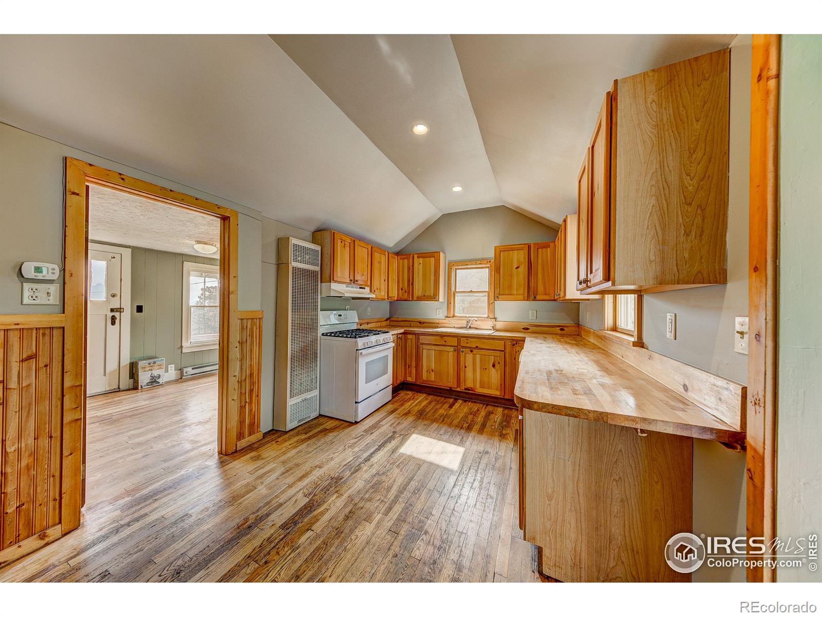 MLS Image #28 for 1112  giant track road,estes park, Colorado