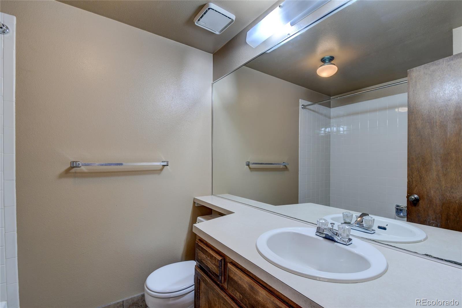 MLS Image #22 for 14044 e radcliff circle,aurora, Colorado