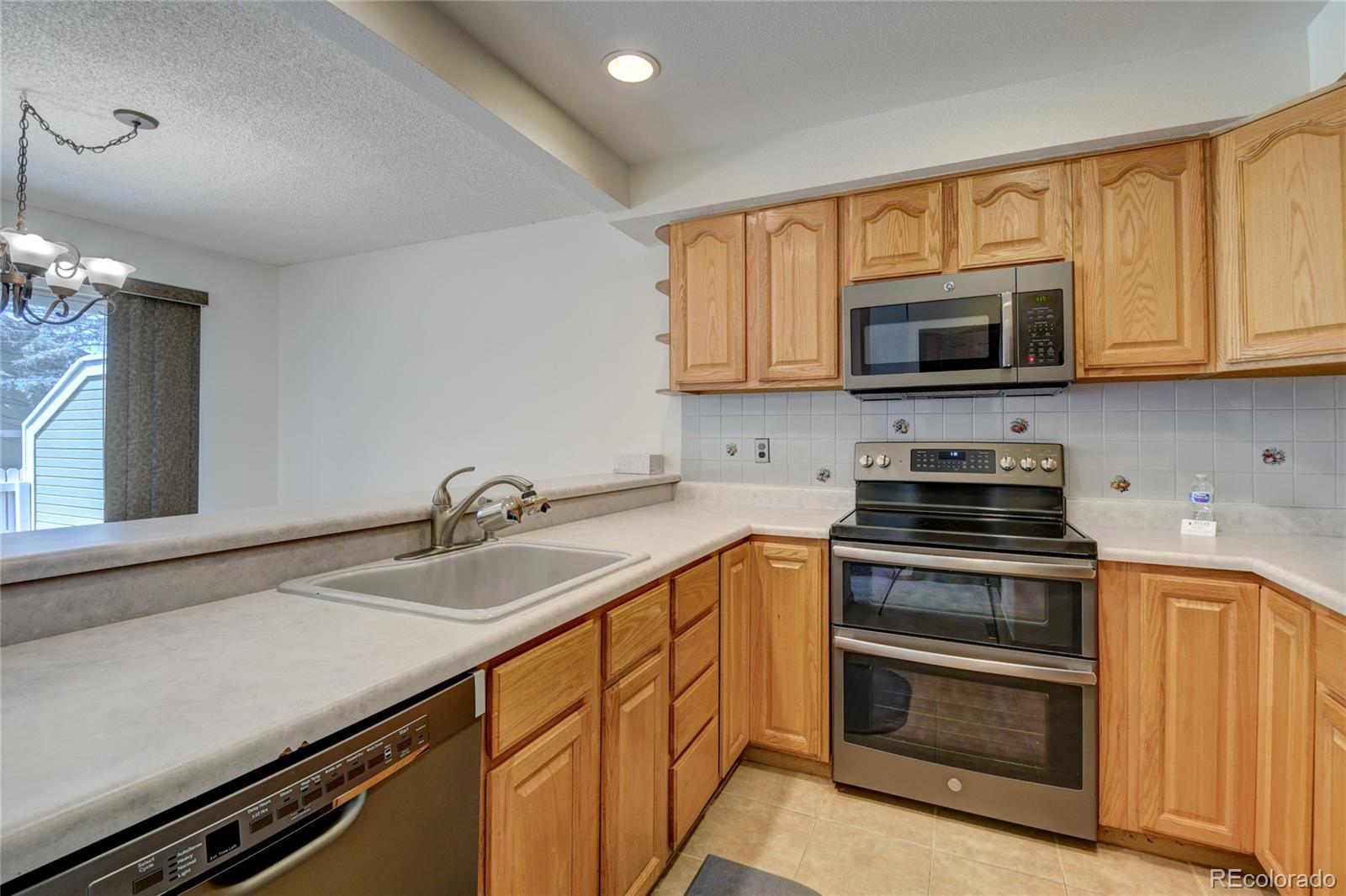 MLS Image #9 for 14044 e radcliff circle,aurora, Colorado