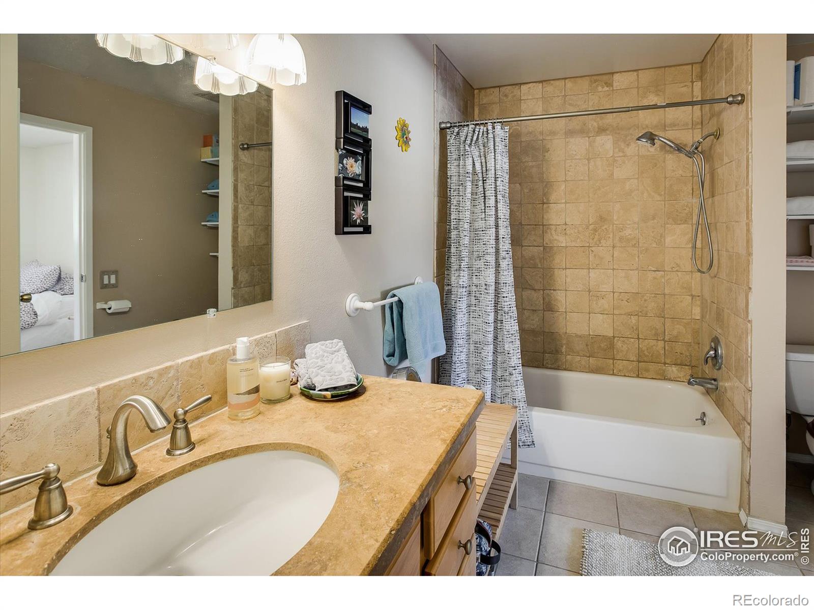 MLS Image #10 for 576 s carr street,lakewood, Colorado