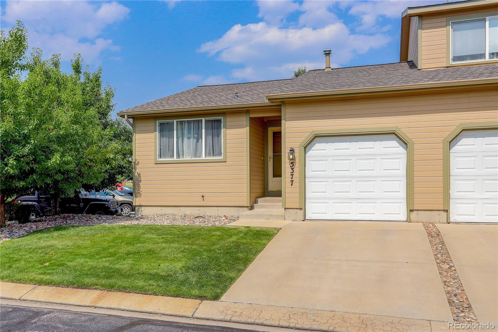 MLS Image #2 for 5377  sunshade point,colorado springs, Colorado