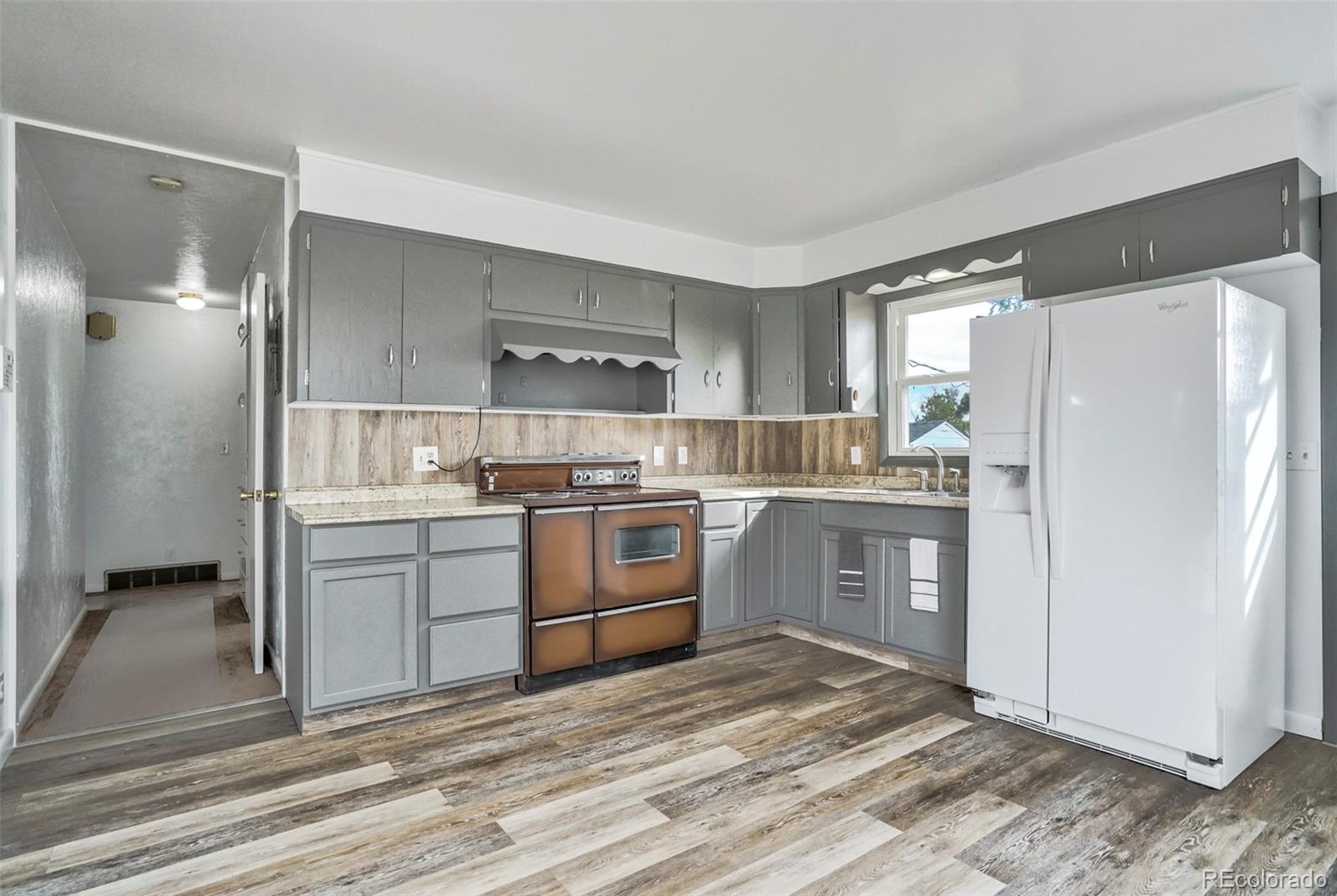 MLS Image #10 for 790  j avenue,limon, Colorado