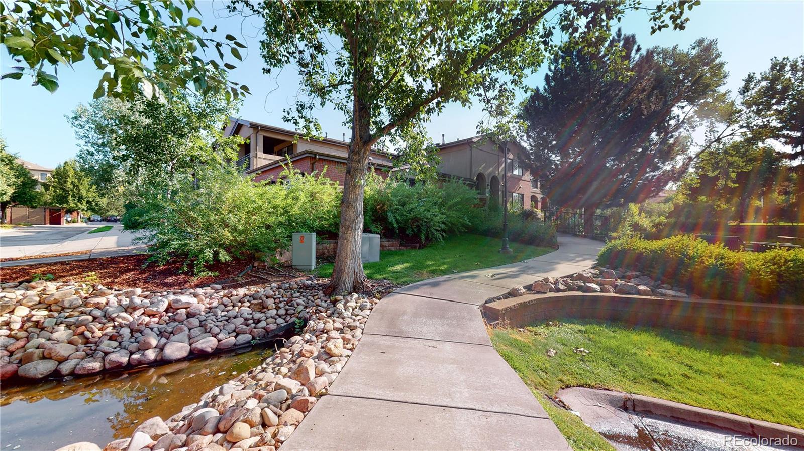 MLS Image #29 for 120  poplar street,denver, Colorado