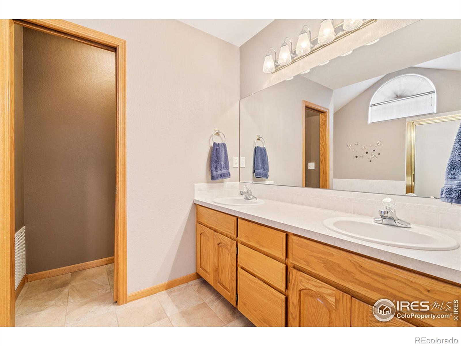 MLS Image #21 for 4023  stoneham drive,loveland, Colorado