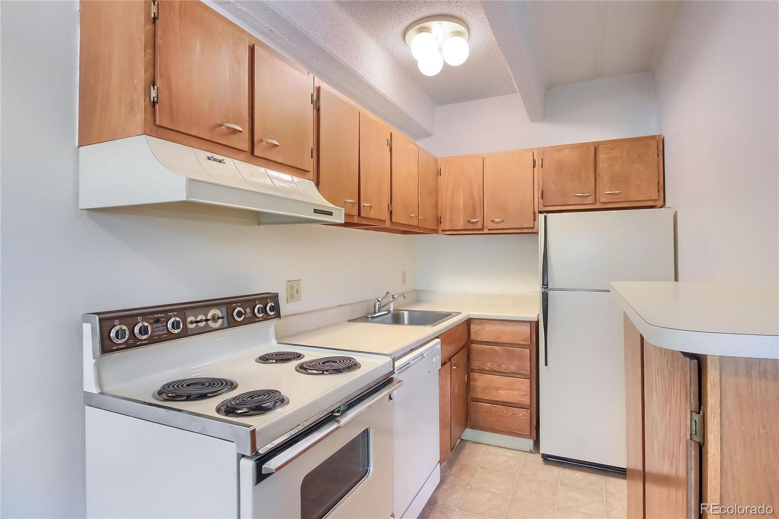 MLS Image #13 for 2401 s gaylord street,denver, Colorado