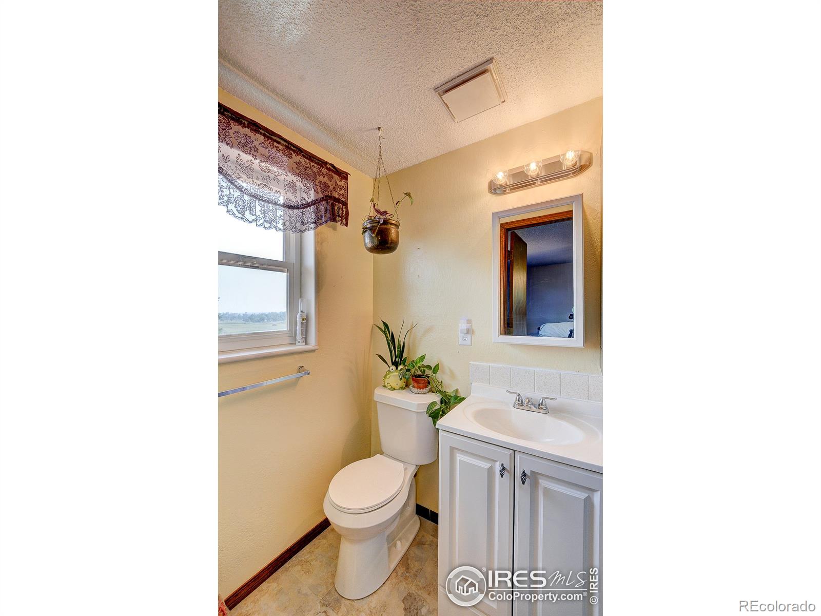 MLS Image #16 for 3401  erving court,berthoud, Colorado