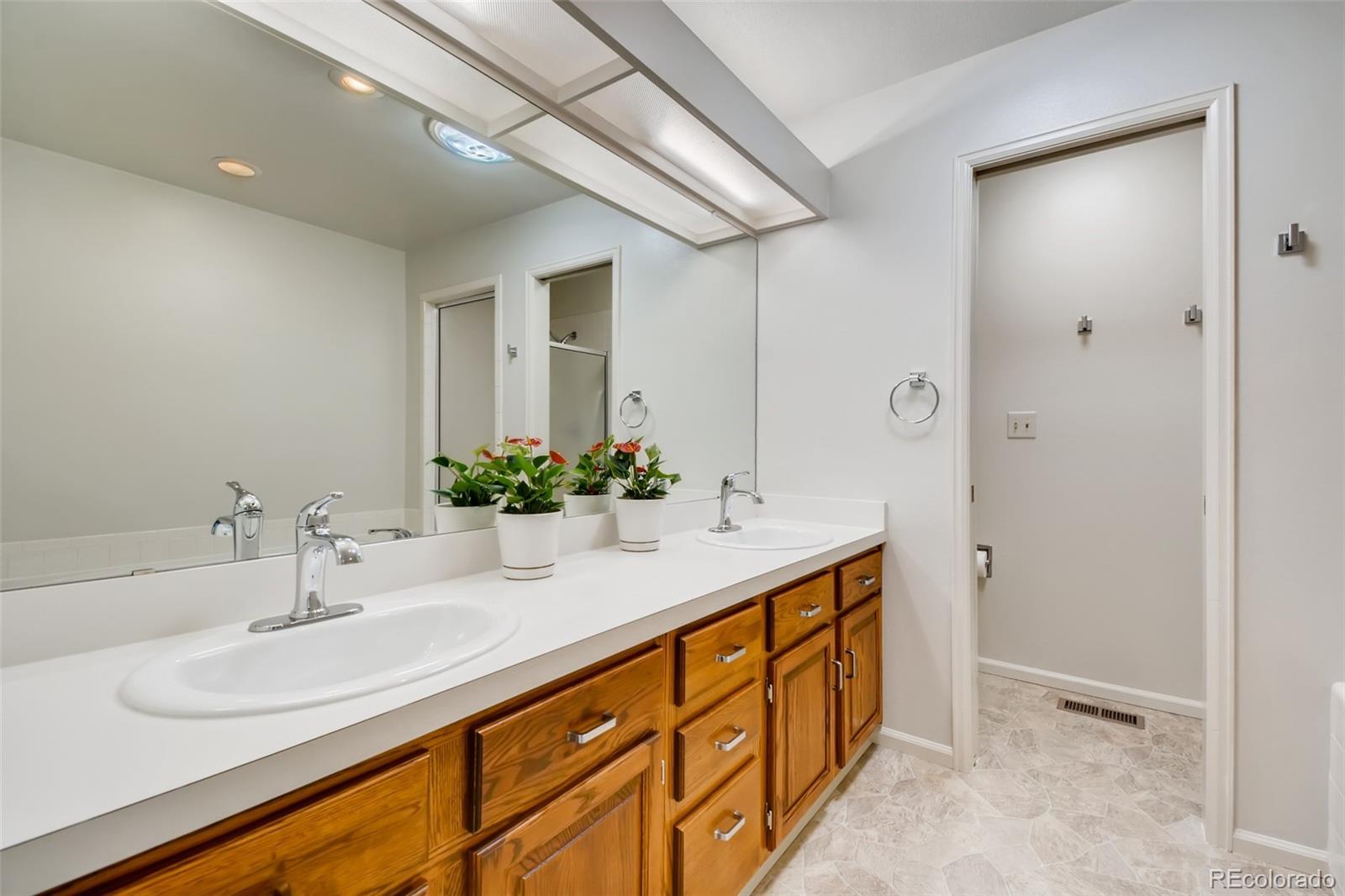 MLS Image #16 for 5295 s cody street,littleton, Colorado