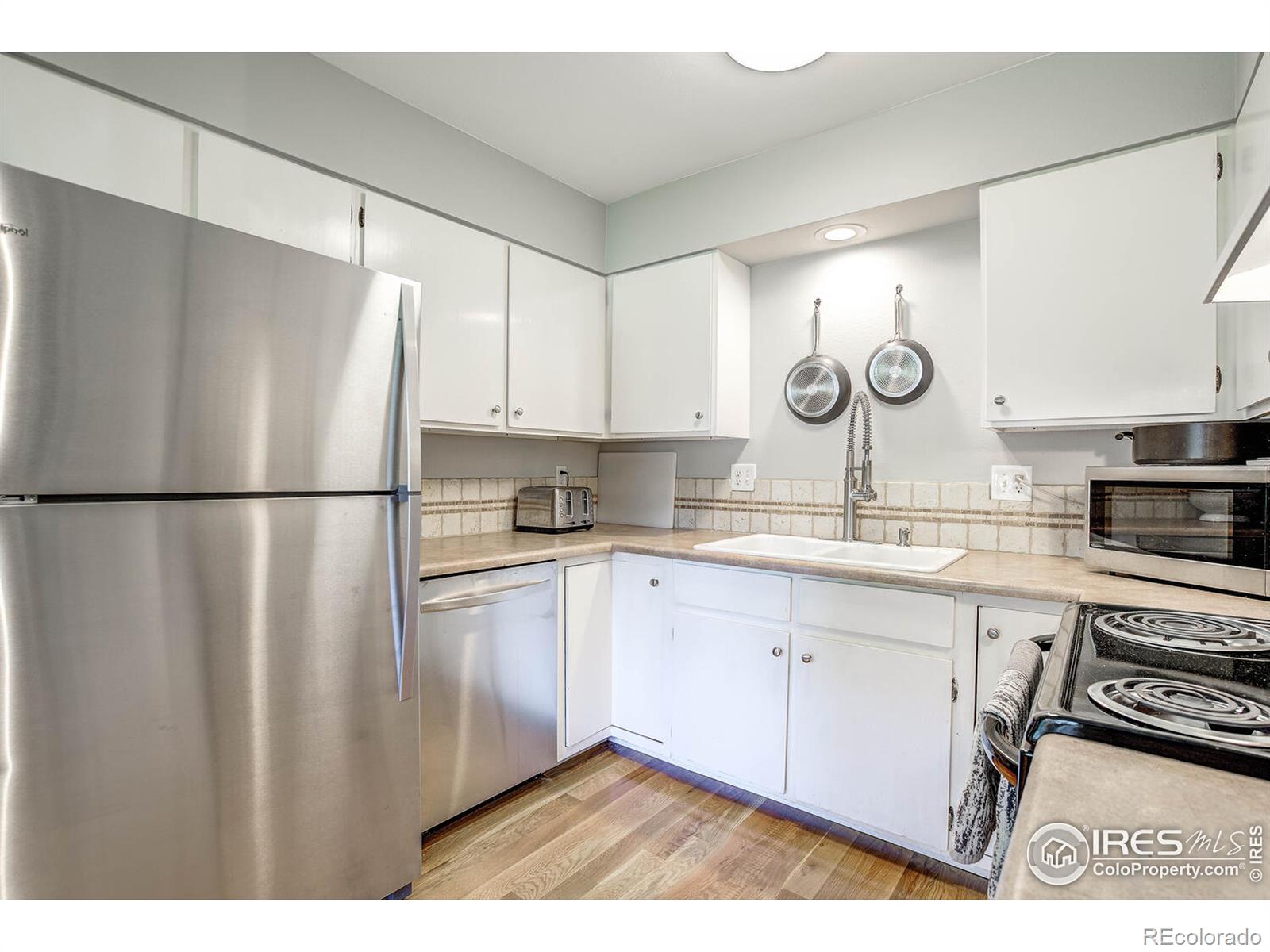 MLS Image #8 for 1024  oxford lane,fort collins, Colorado