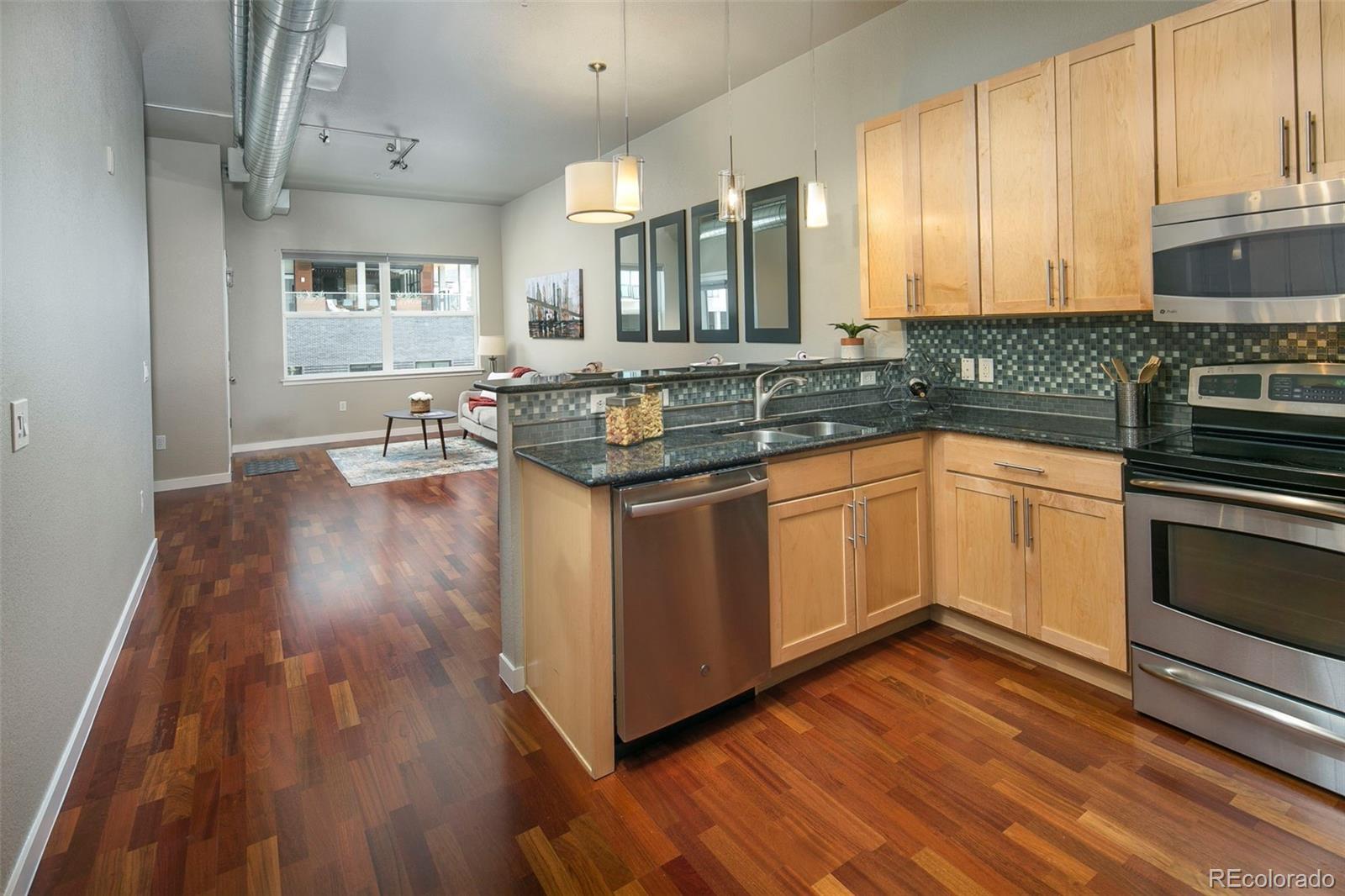 MLS Image #6 for 1555  central street,denver, Colorado