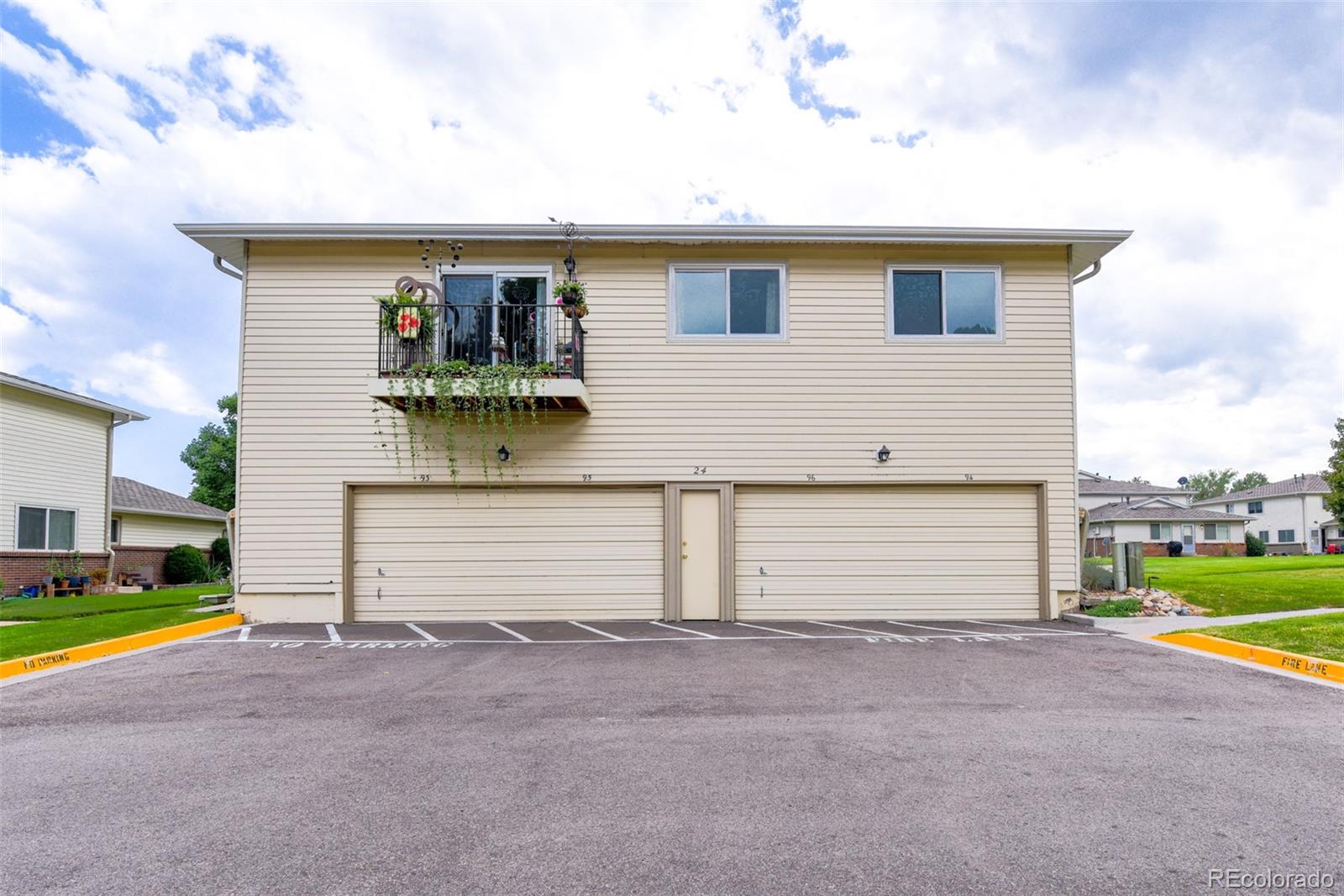 MLS Image #12 for 3351 s field street,lakewood, Colorado