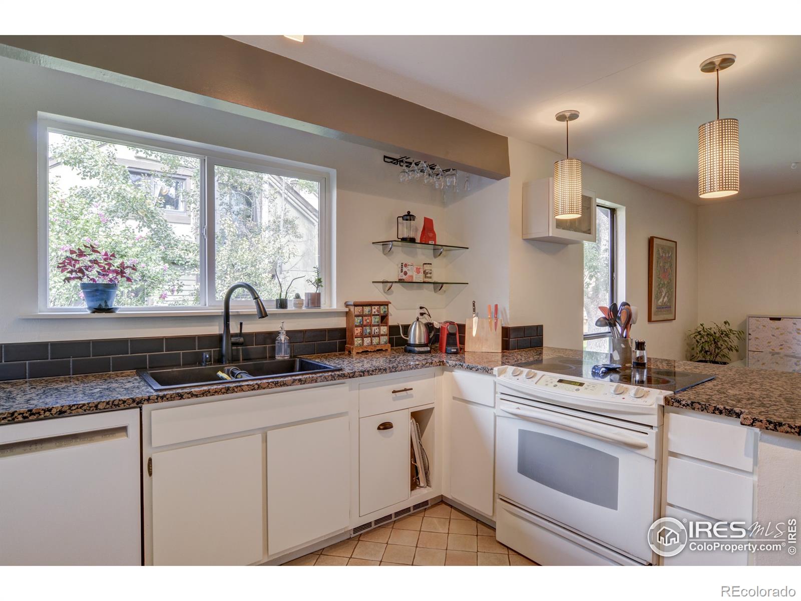 MLS Image #10 for 3747  telluride circle,boulder, Colorado